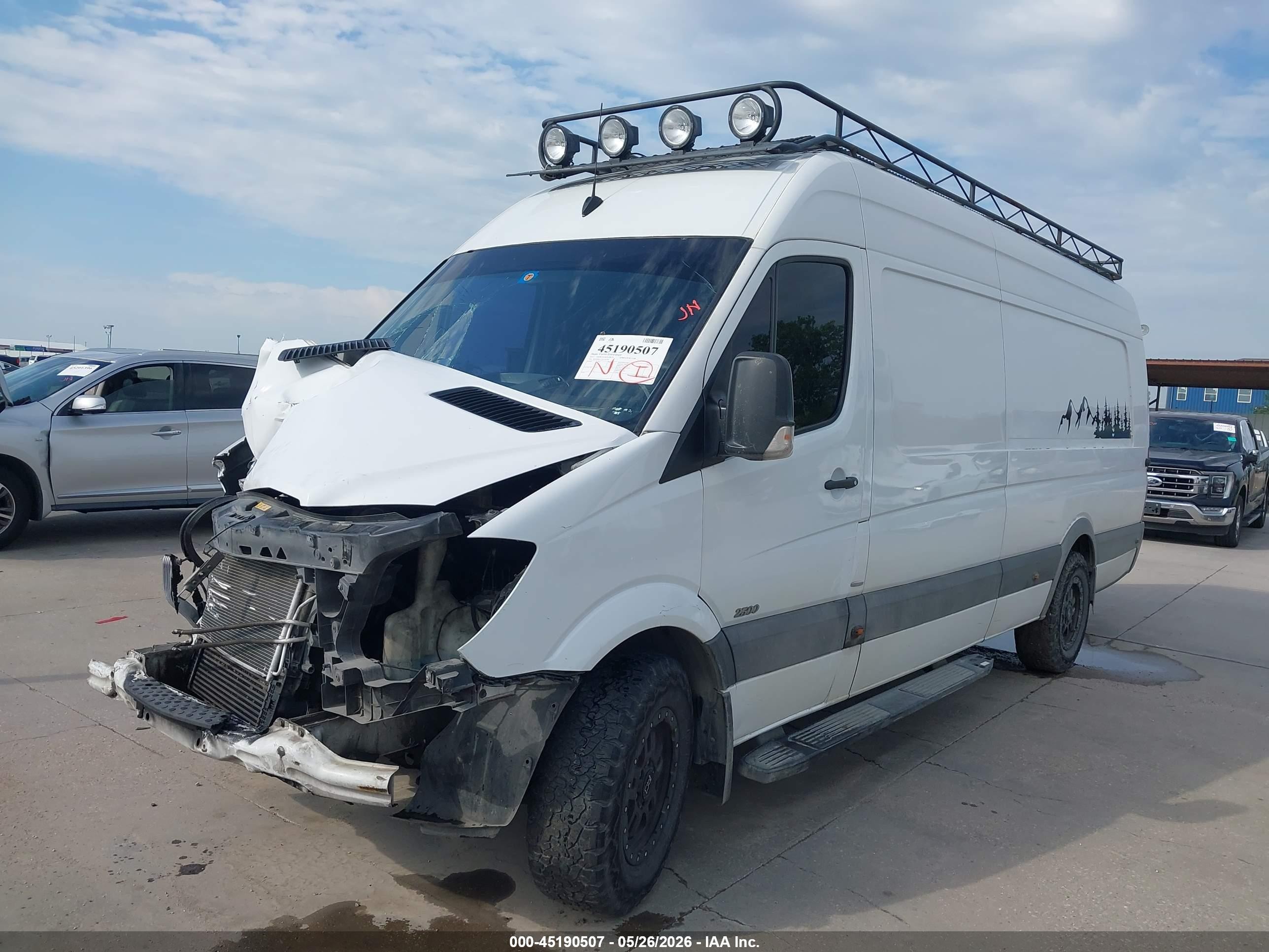 2013 Mercedes-benz Sprinter 2500 High Roof White vin: WD3PE8CC5D5785767