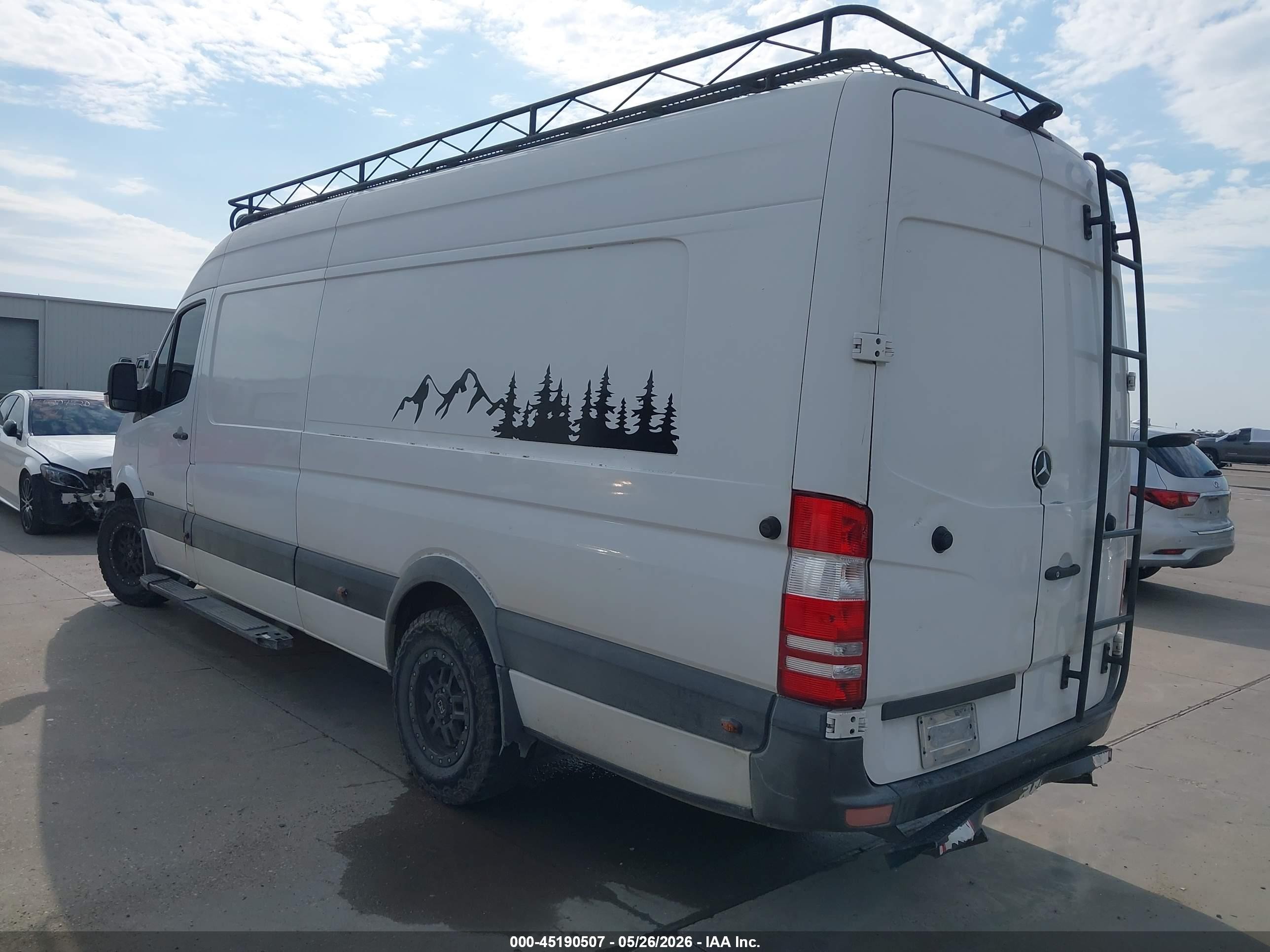 2013 Mercedes-benz Sprinter 2500 High Roof White vin: WD3PE8CC5D5785767