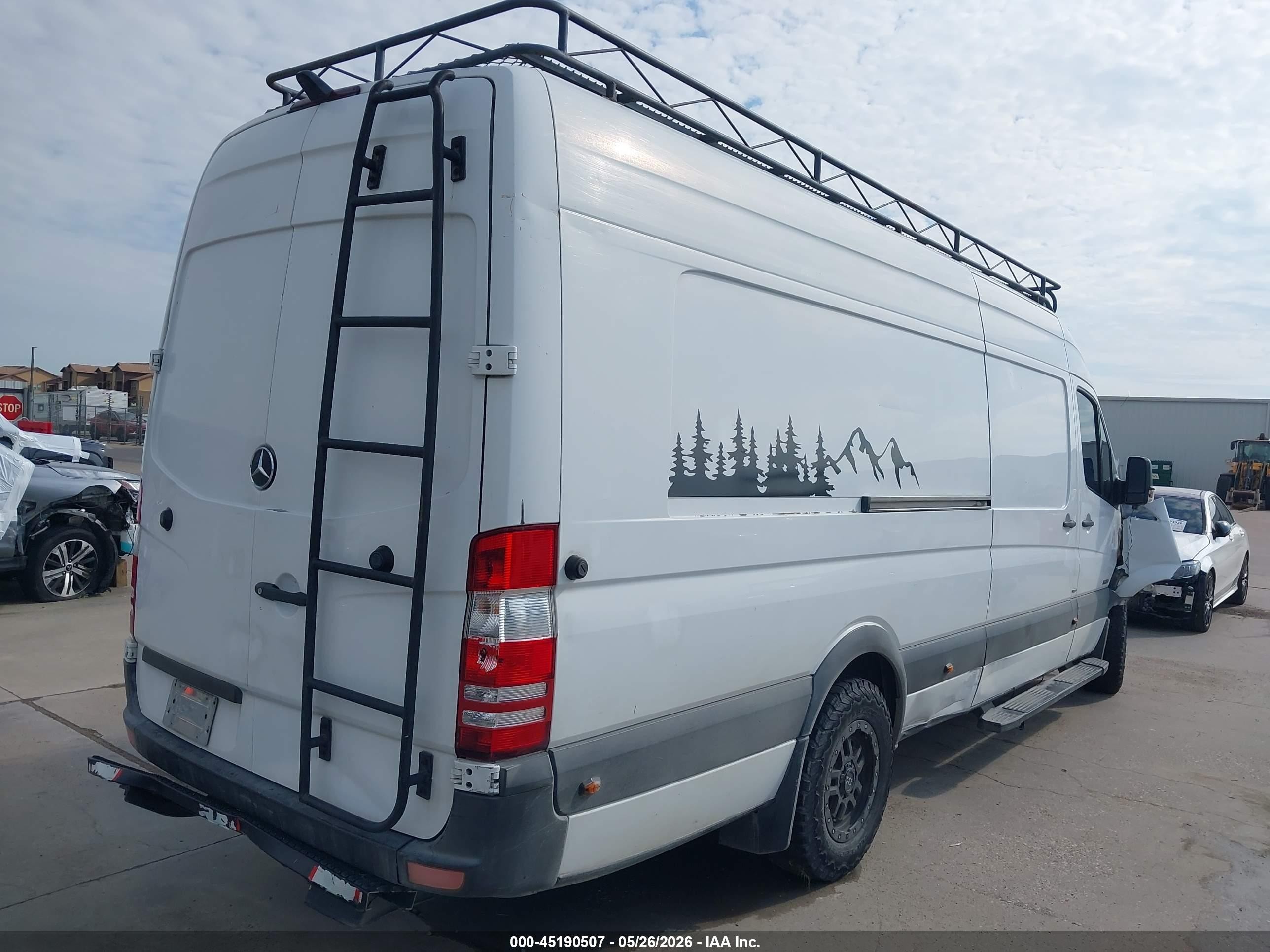 2013 Mercedes-benz Sprinter 2500 High Roof White vin: WD3PE8CC5D5785767
