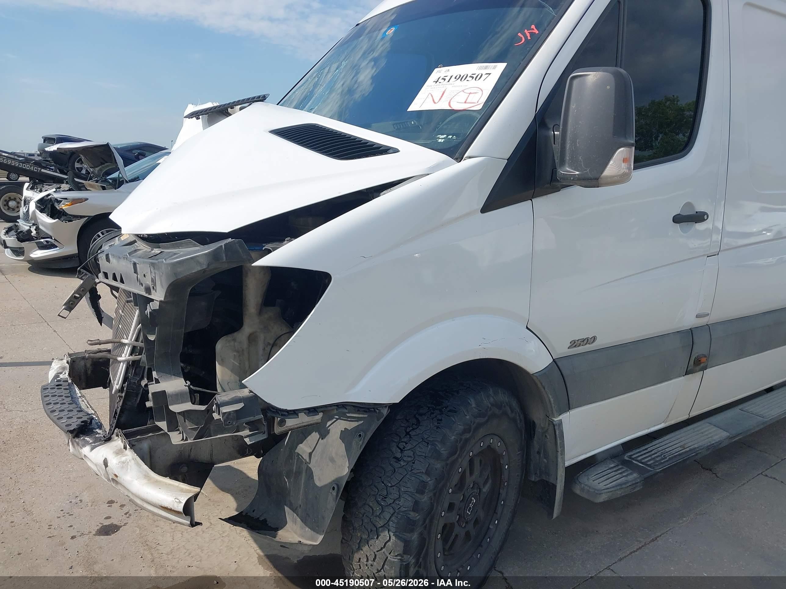 2013 Mercedes-benz Sprinter 2500 High Roof White vin: WD3PE8CC5D5785767