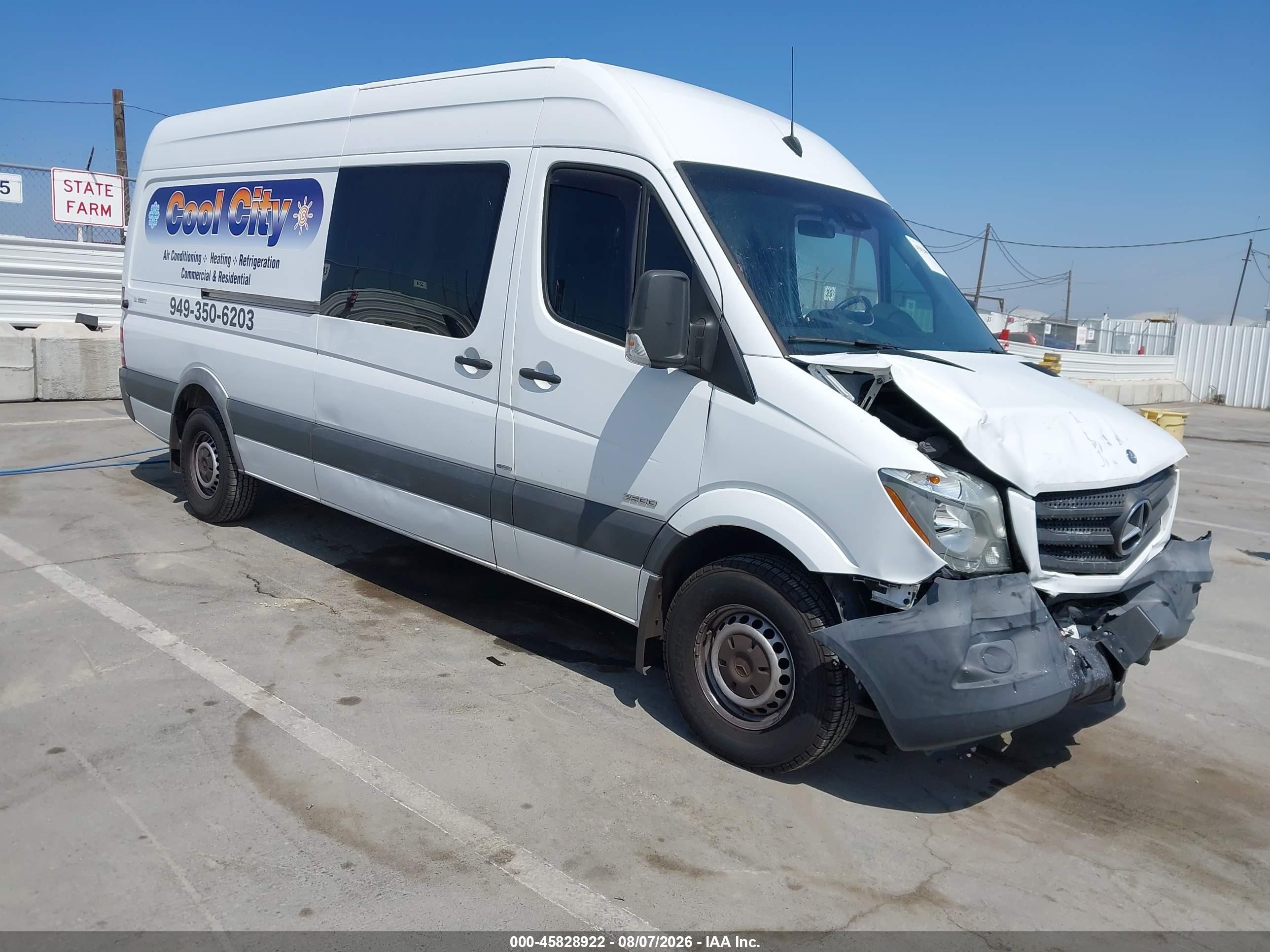 2015 Mercedes-benz Sprinter 2500 High Roof White vin: WD3PE8CC6FP105995
