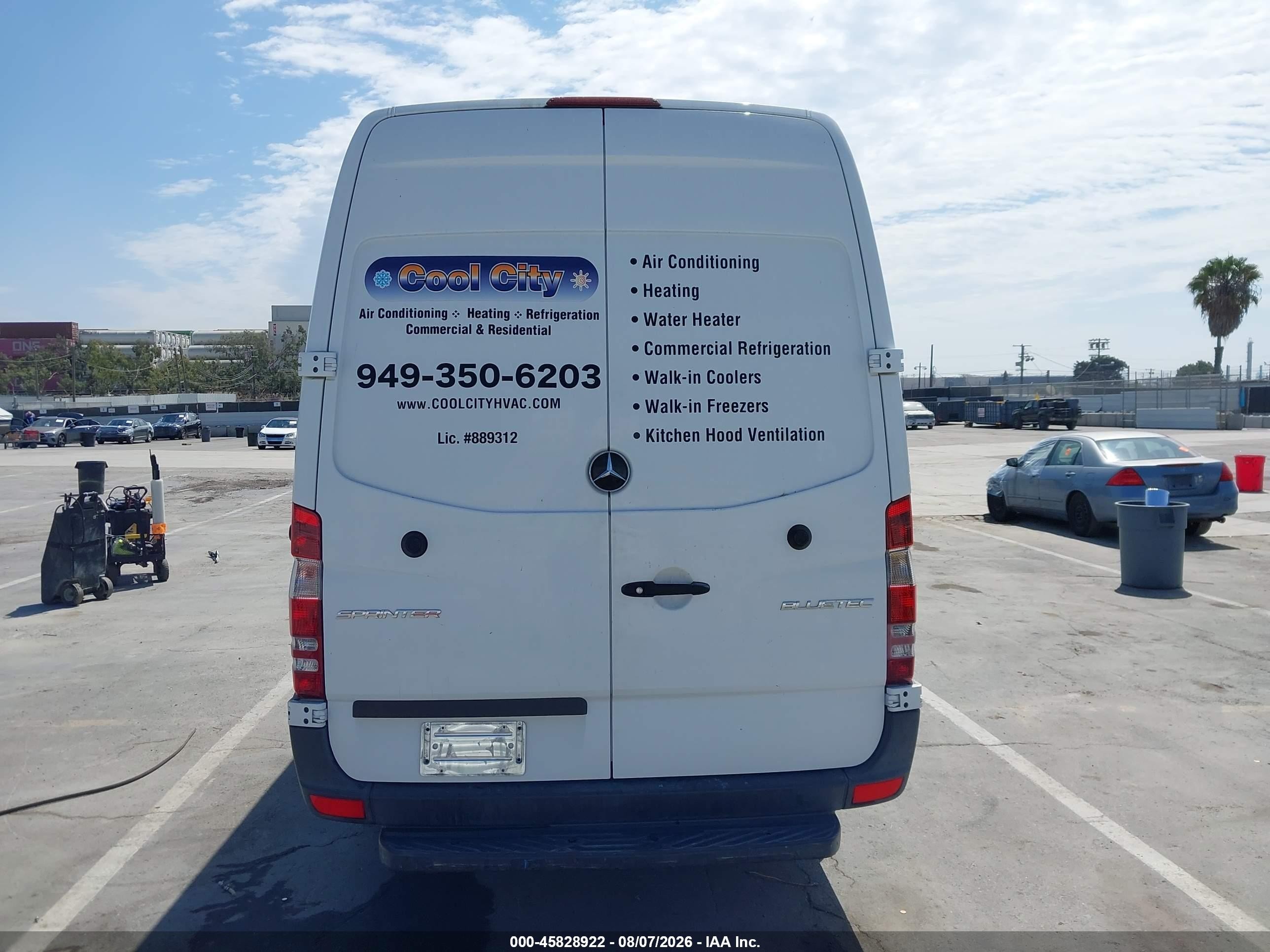 2015 Mercedes-benz Sprinter 2500 High Roof White vin: WD3PE8CC6FP105995
