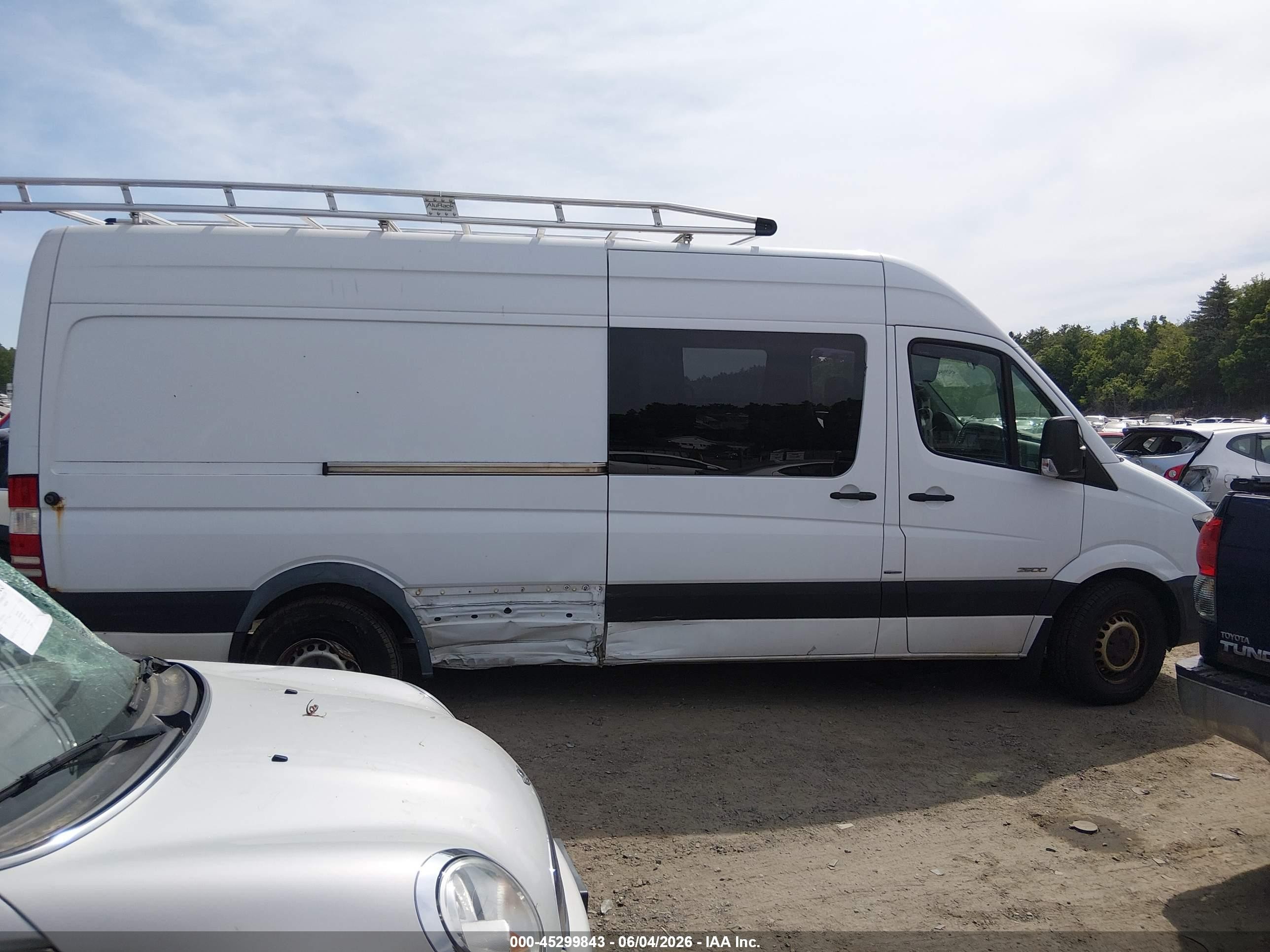 2015 Mercedes-benz Sprinter 2500 High Roof White vin: WD3PE8CC7F5994527