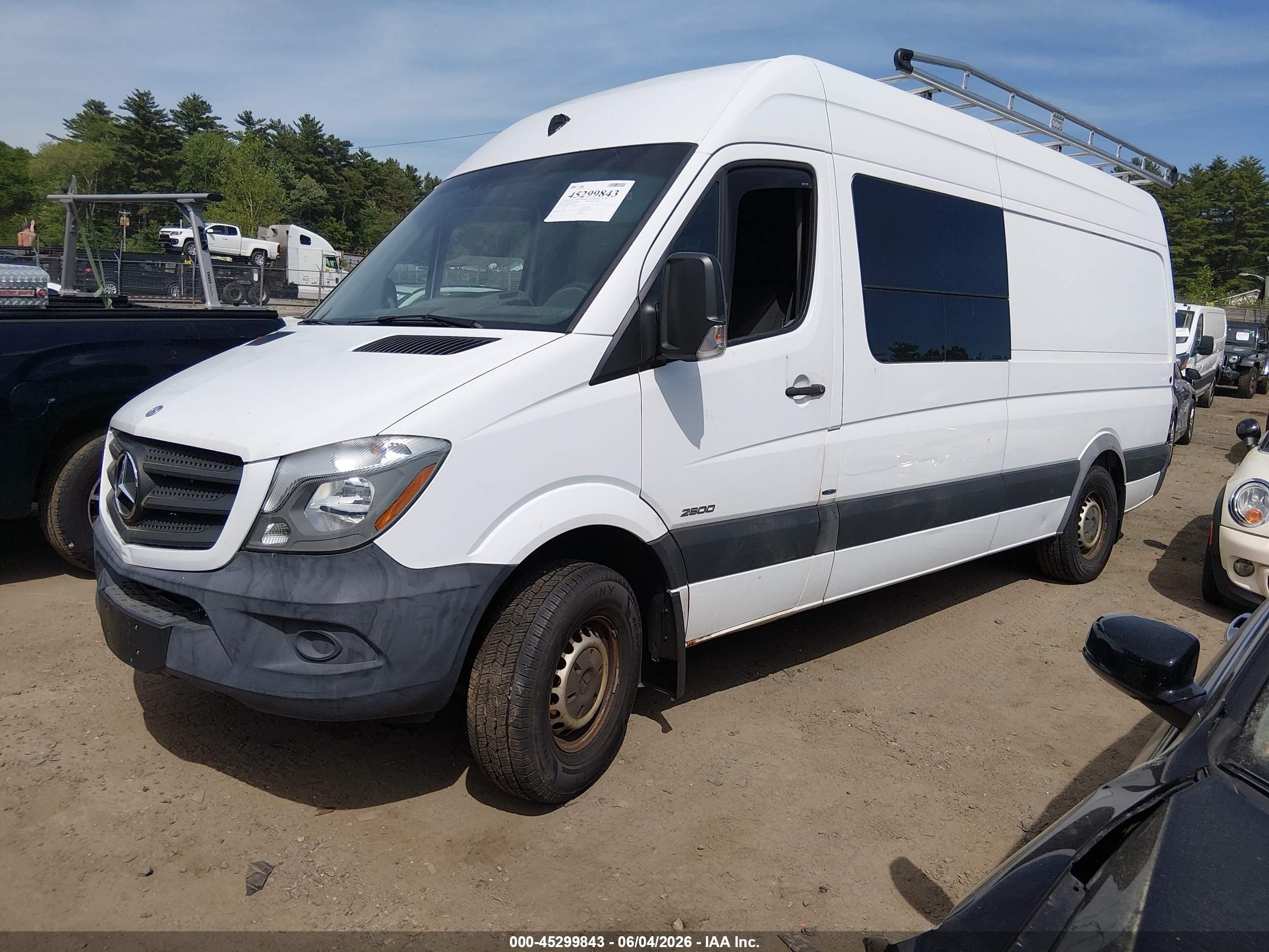 2015 Mercedes-benz Sprinter 2500 High Roof White vin: WD3PE8CC7F5994527