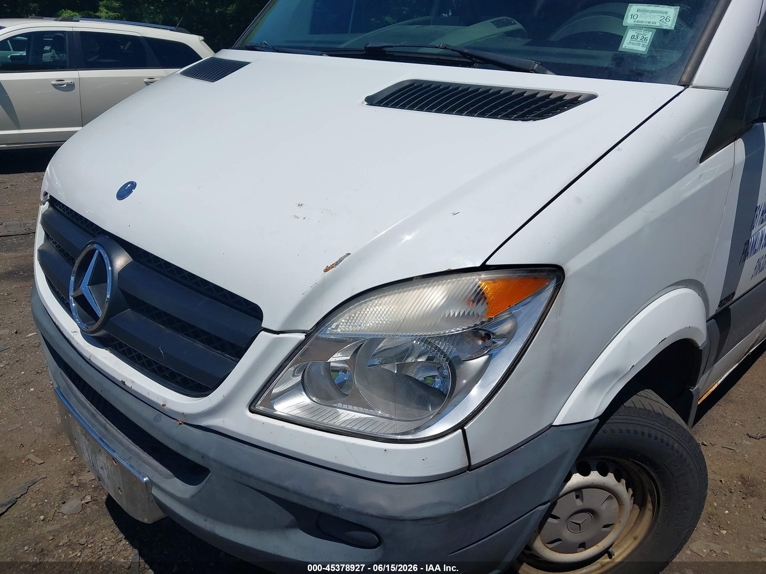 2012 Mercedes-benz Sprinter 2500 High Roof White vin: WD3PE8CC8C5648269