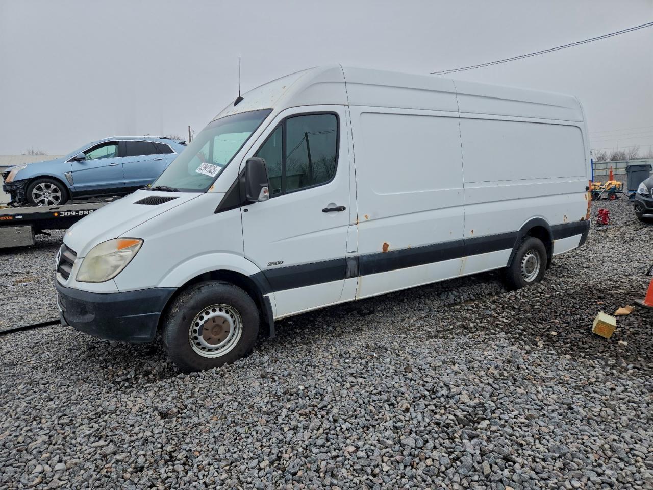 2011 Mercedes-benz Sprinter 2500 White vin: WD3PE8CCXB5525927
