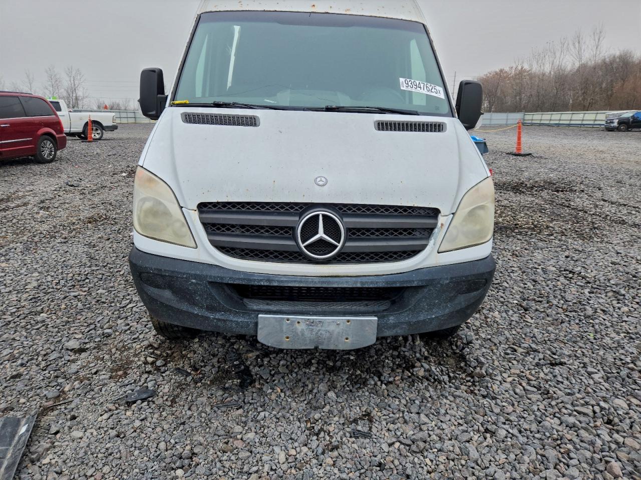 2011 Mercedes-benz Sprinter 2500 White vin: WD3PE8CCXB5525927