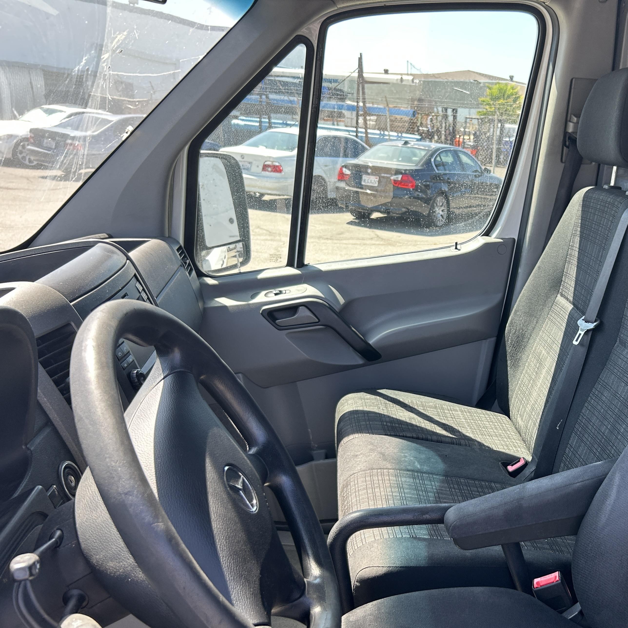 2015 Mercedes-benz Sprinter 2500 High Roof White vin: WD3PE8CCXFP129443