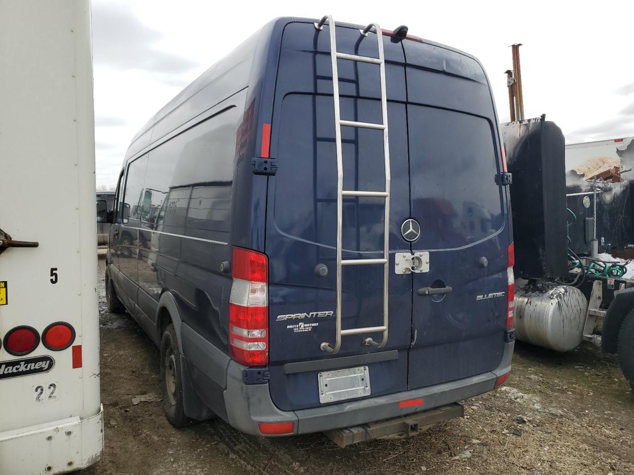 2015 Mercedes-benz Sprinter 2500 Blue vin: WD3PE8DC3F5954640