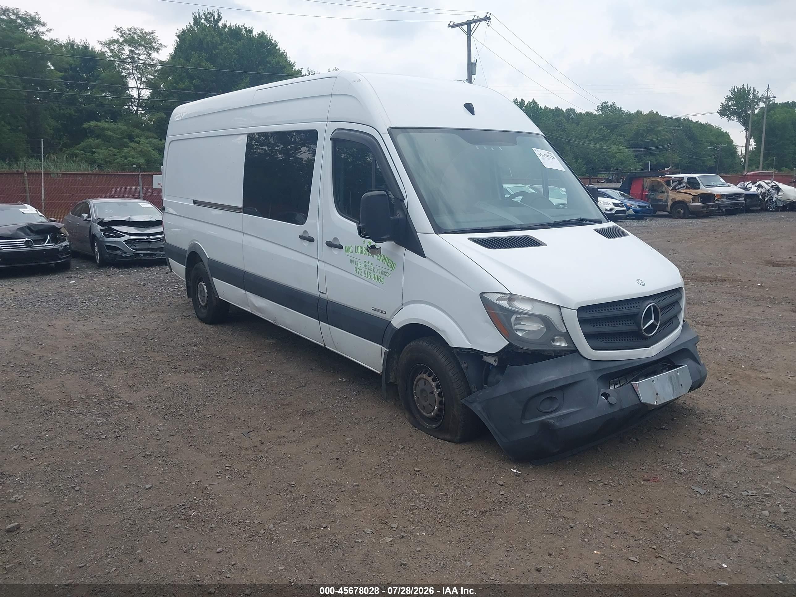 2014 Mercedes-benz Sprinter 2500 High Roof White vin: WD3PE8DC4E5910550