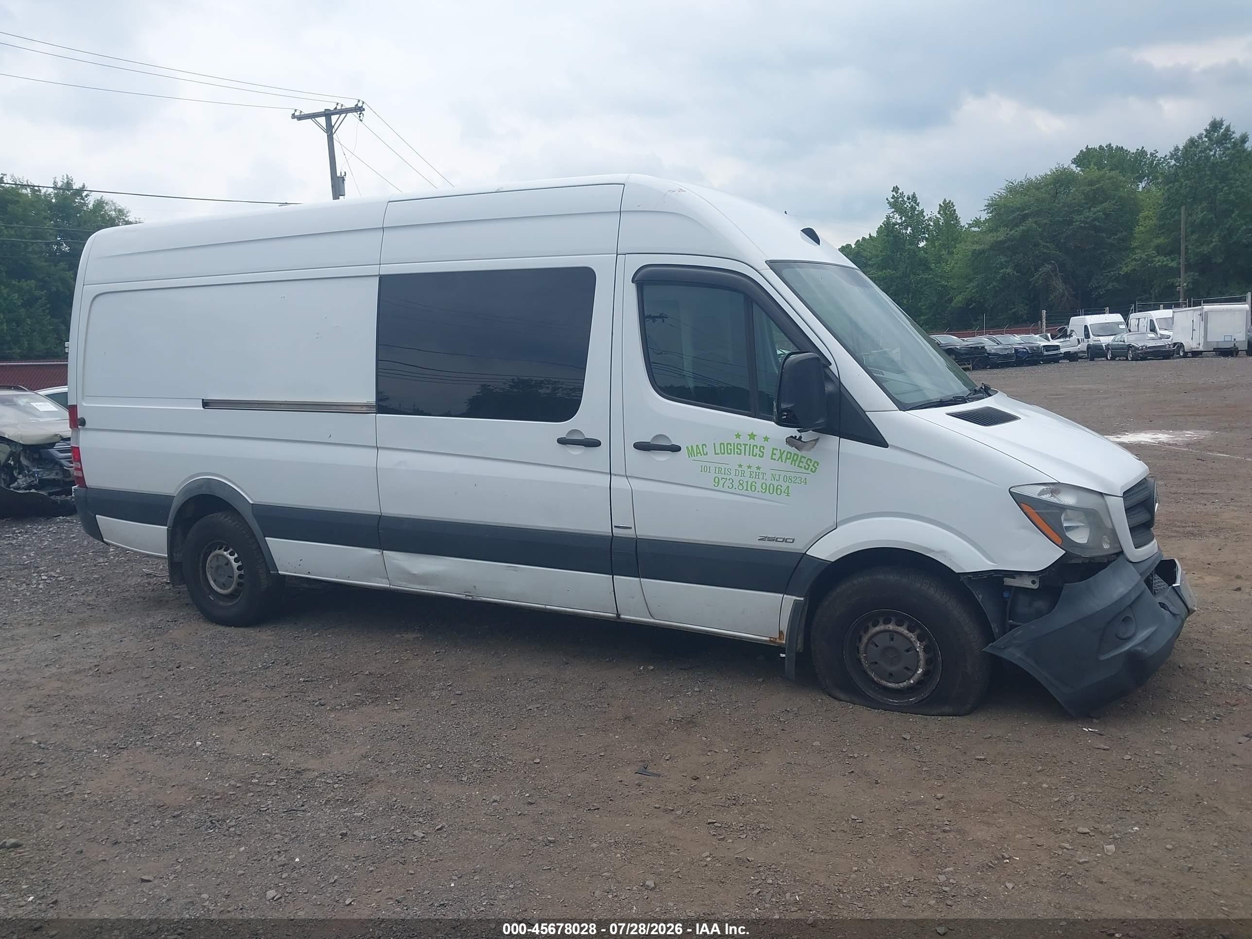 2014 Mercedes-benz Sprinter 2500 High Roof White vin: WD3PE8DC4E5910550