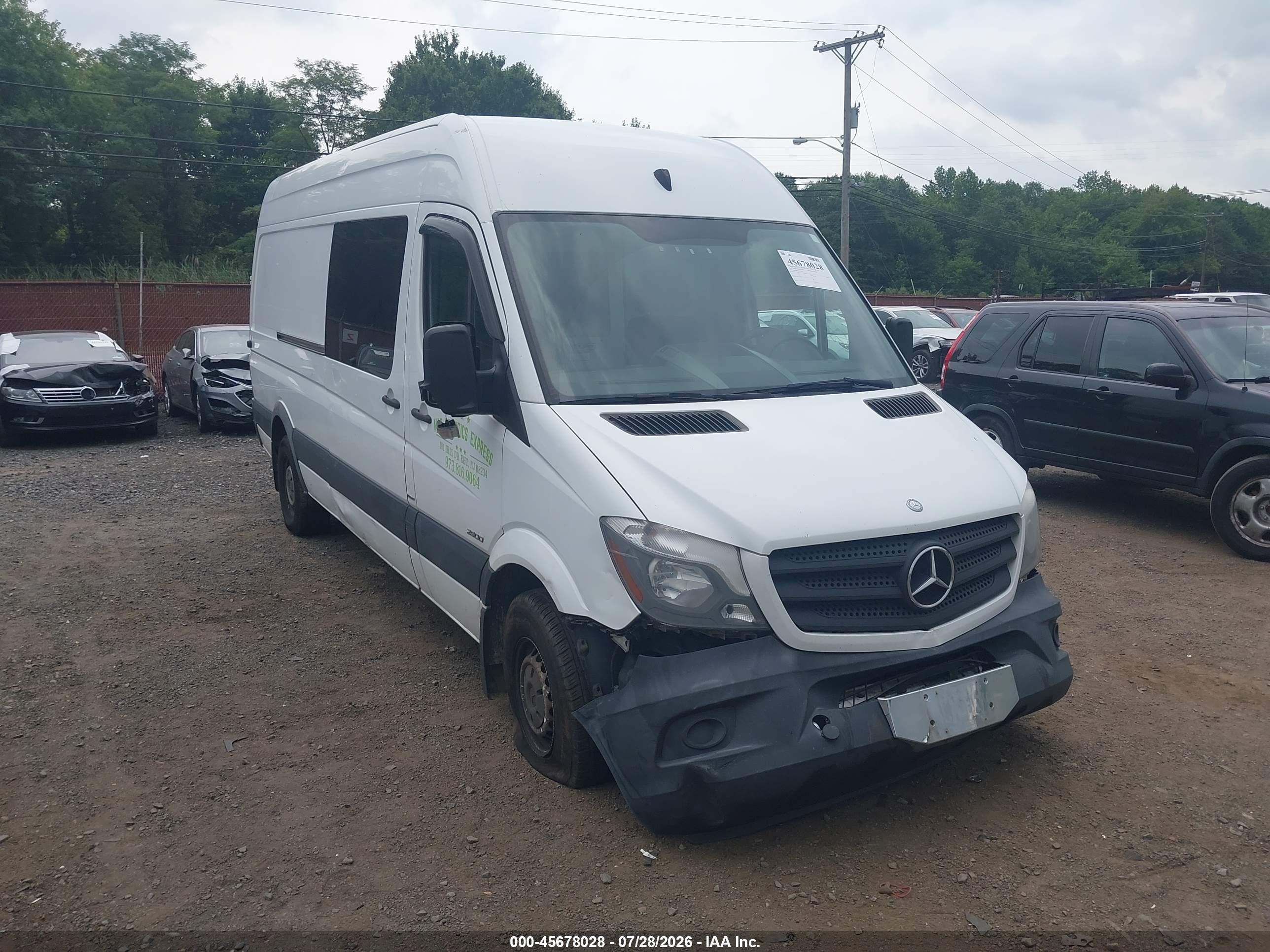 2014 Mercedes-benz Sprinter 2500 High Roof White vin: WD3PE8DC4E5910550