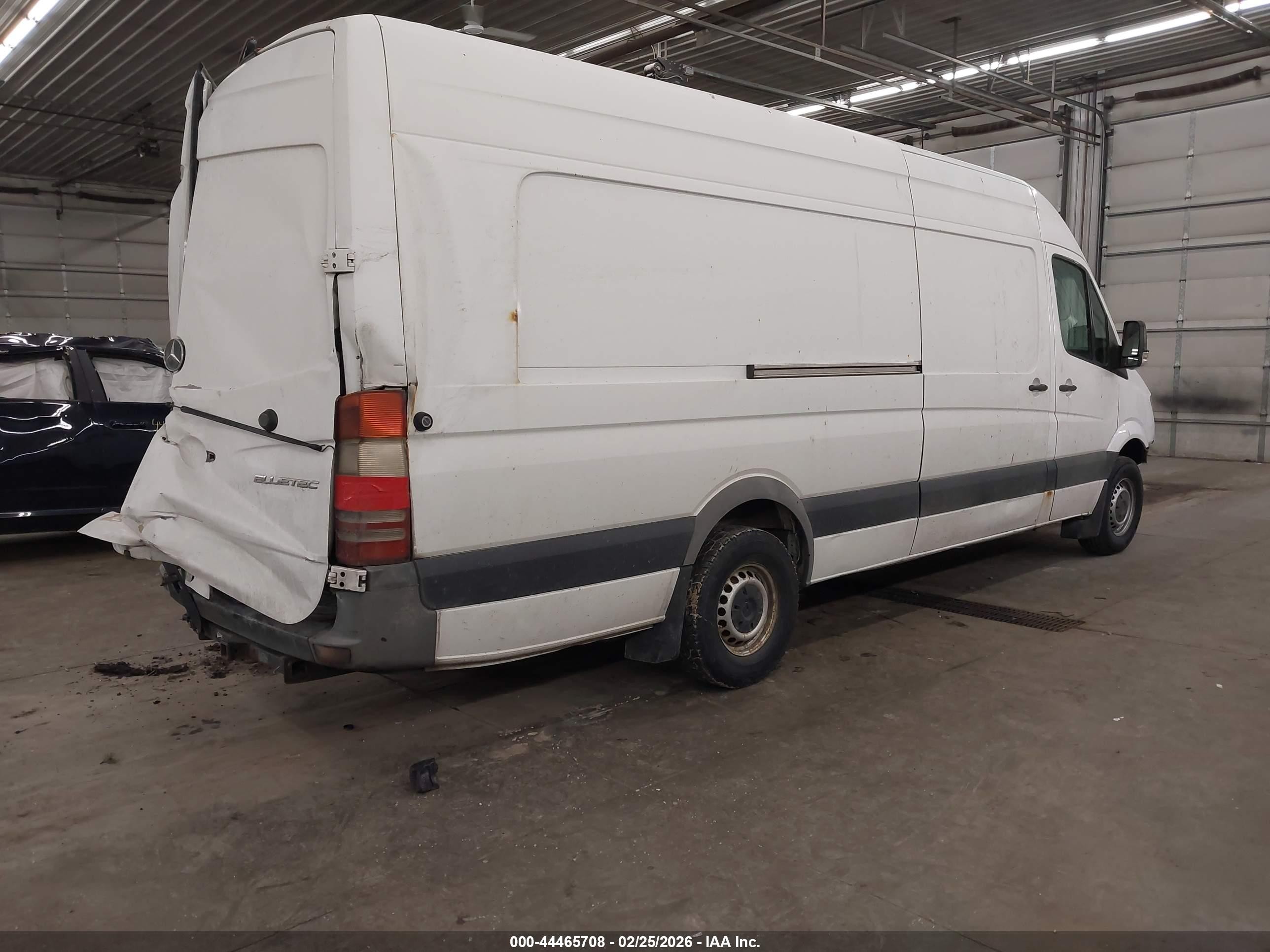 2015 Mercedes-benz Sprinter 2500 High Roof Белый vin: WD3PE8DC6F5960481