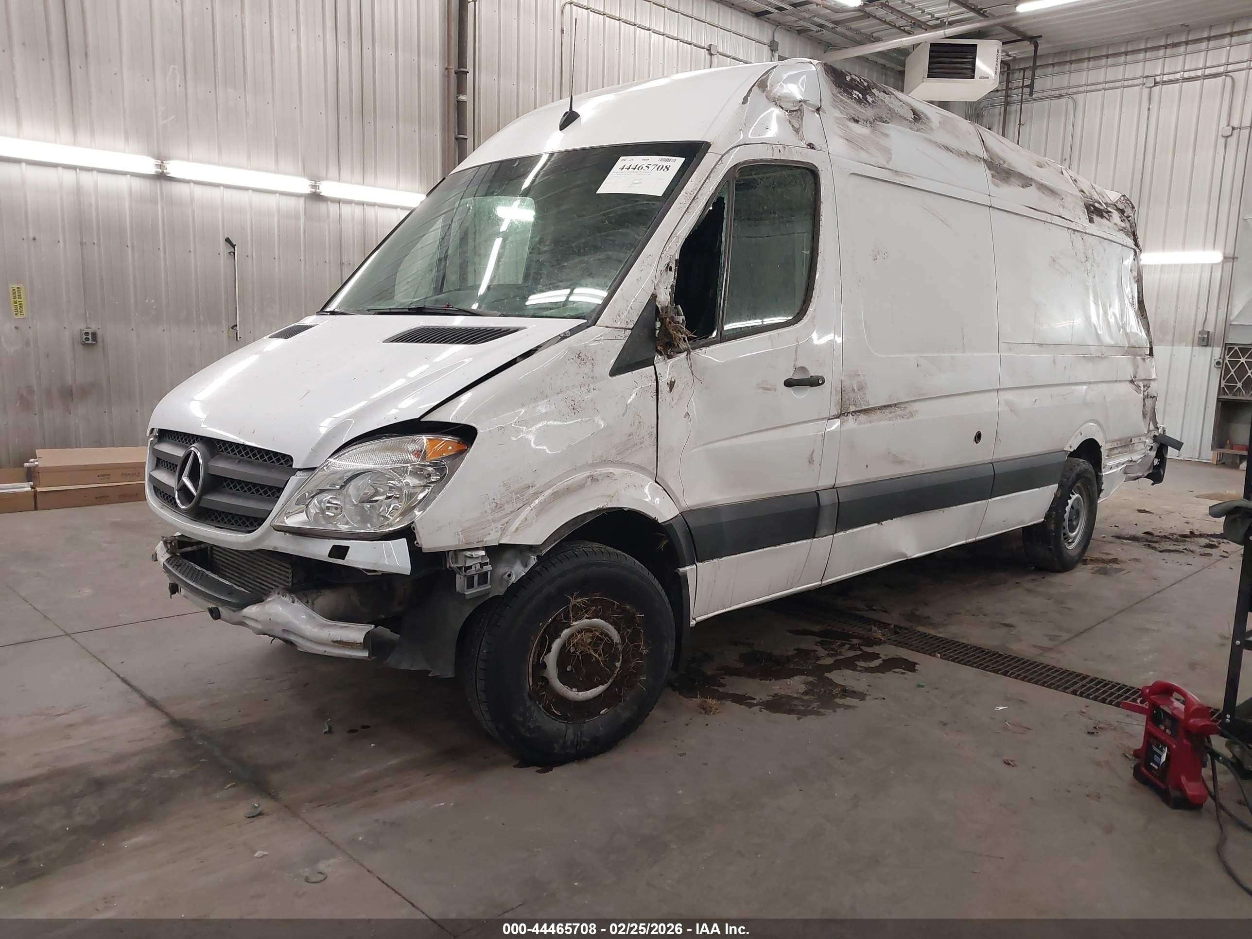 2015 Mercedes-benz Sprinter 2500 High Roof Белый vin: WD3PE8DC6F5960481