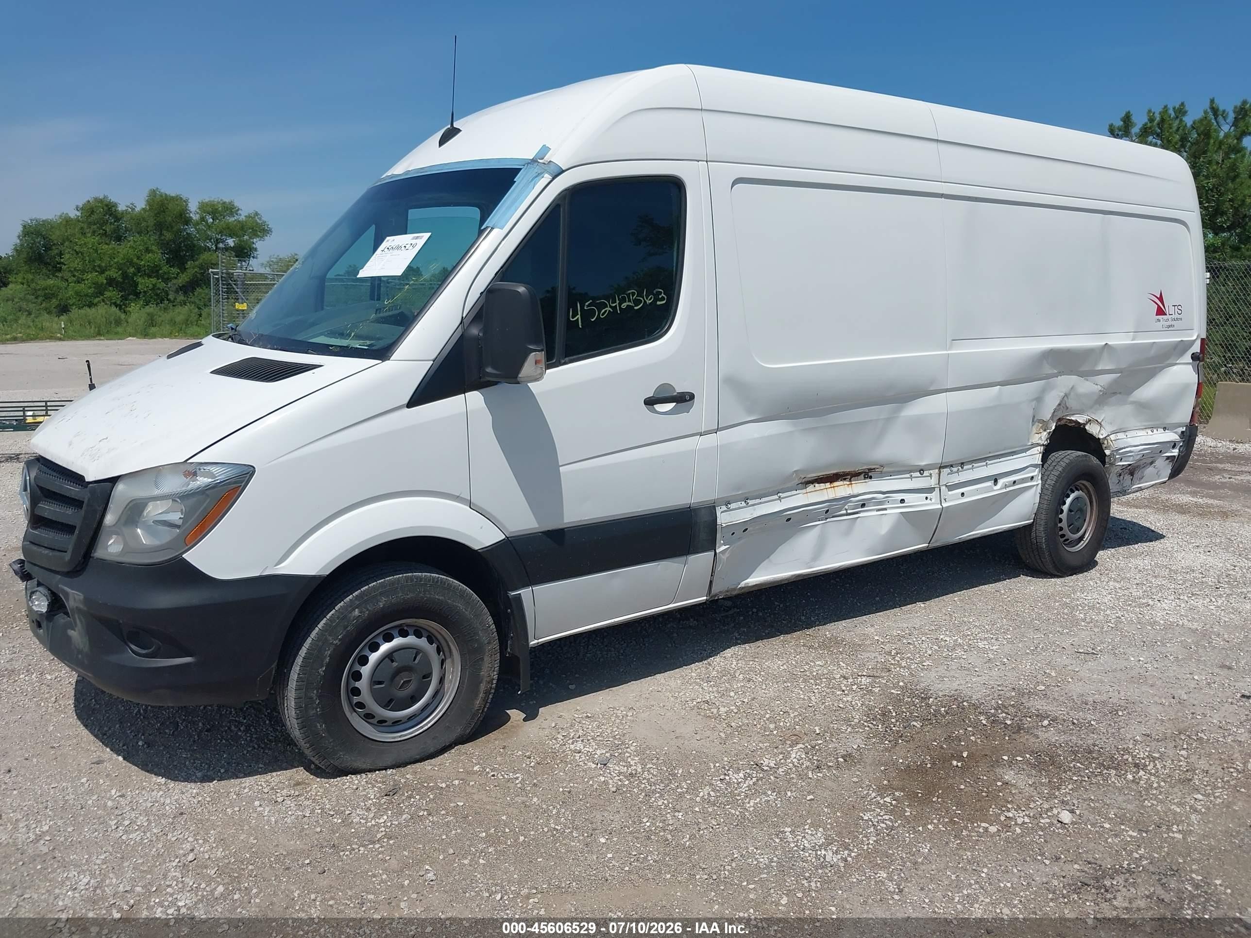 2015 Mercedes-benz Sprinter 2500 High Roof White vin: WD3PE8DC9F5954643