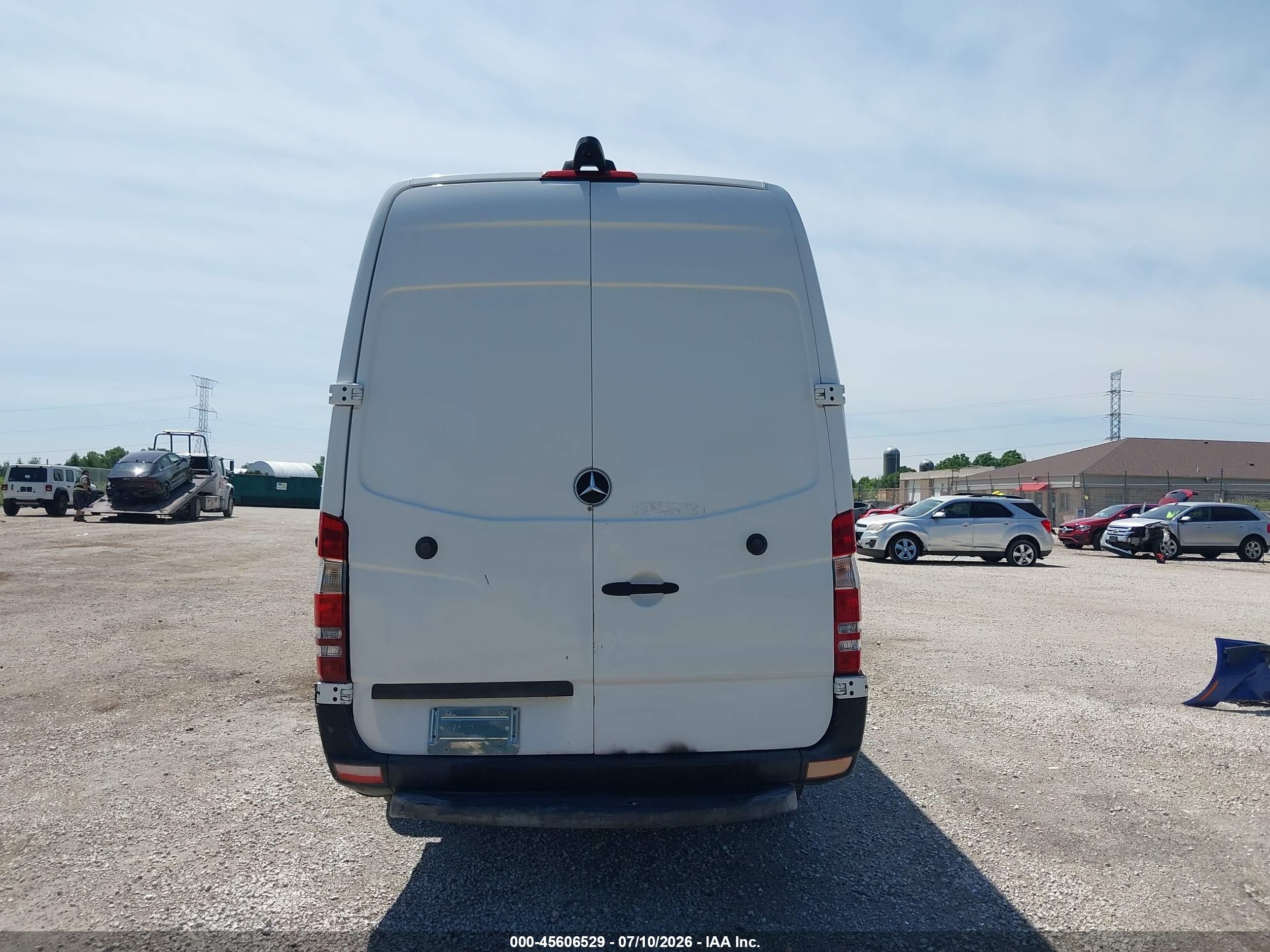 2015 Mercedes-benz Sprinter 2500 High Roof White vin: WD3PE8DC9F5954643