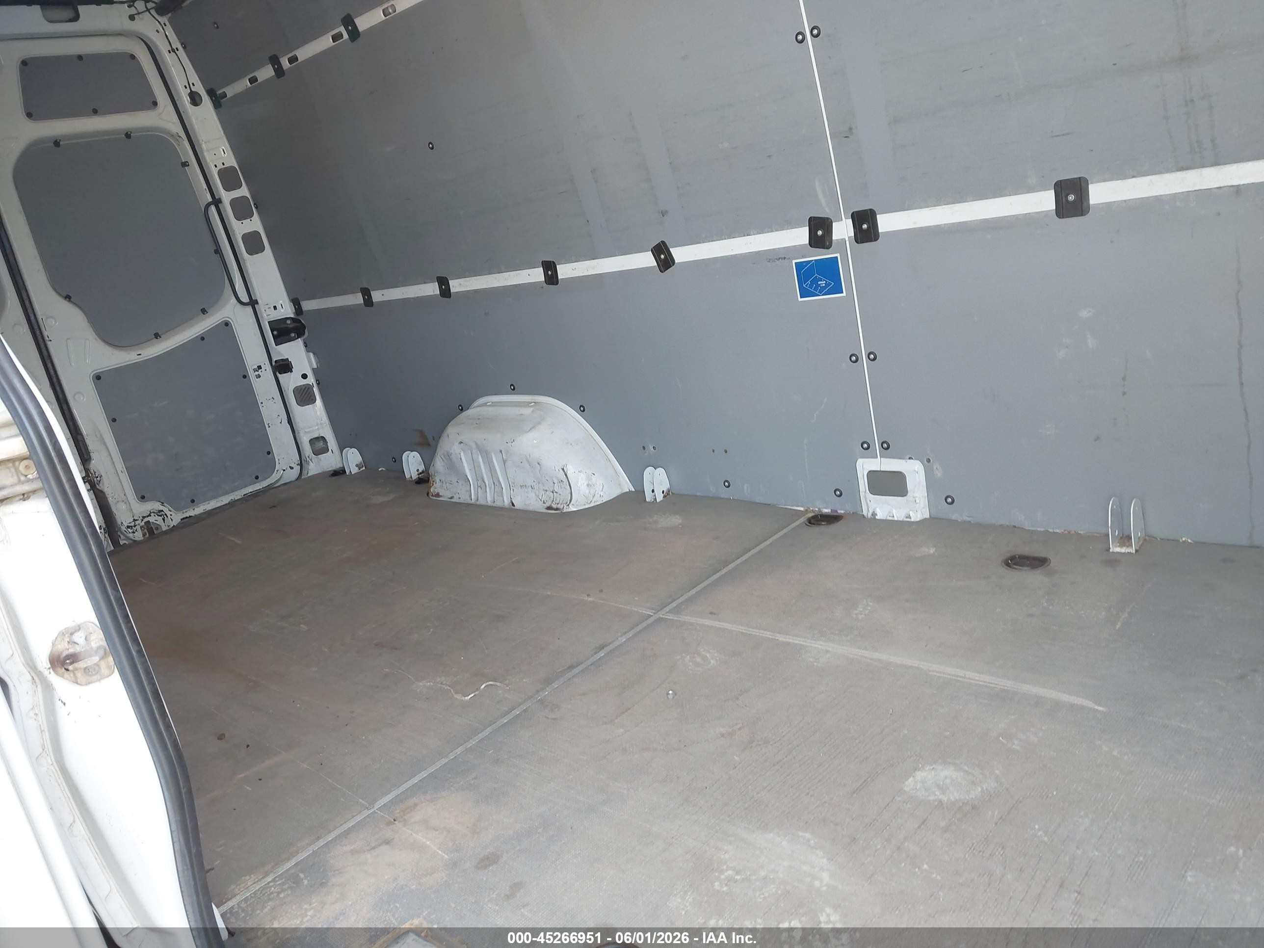2014 Mercedes-benz Sprinter 2500 High Roof White vin: WD3PE8DE0E5901152