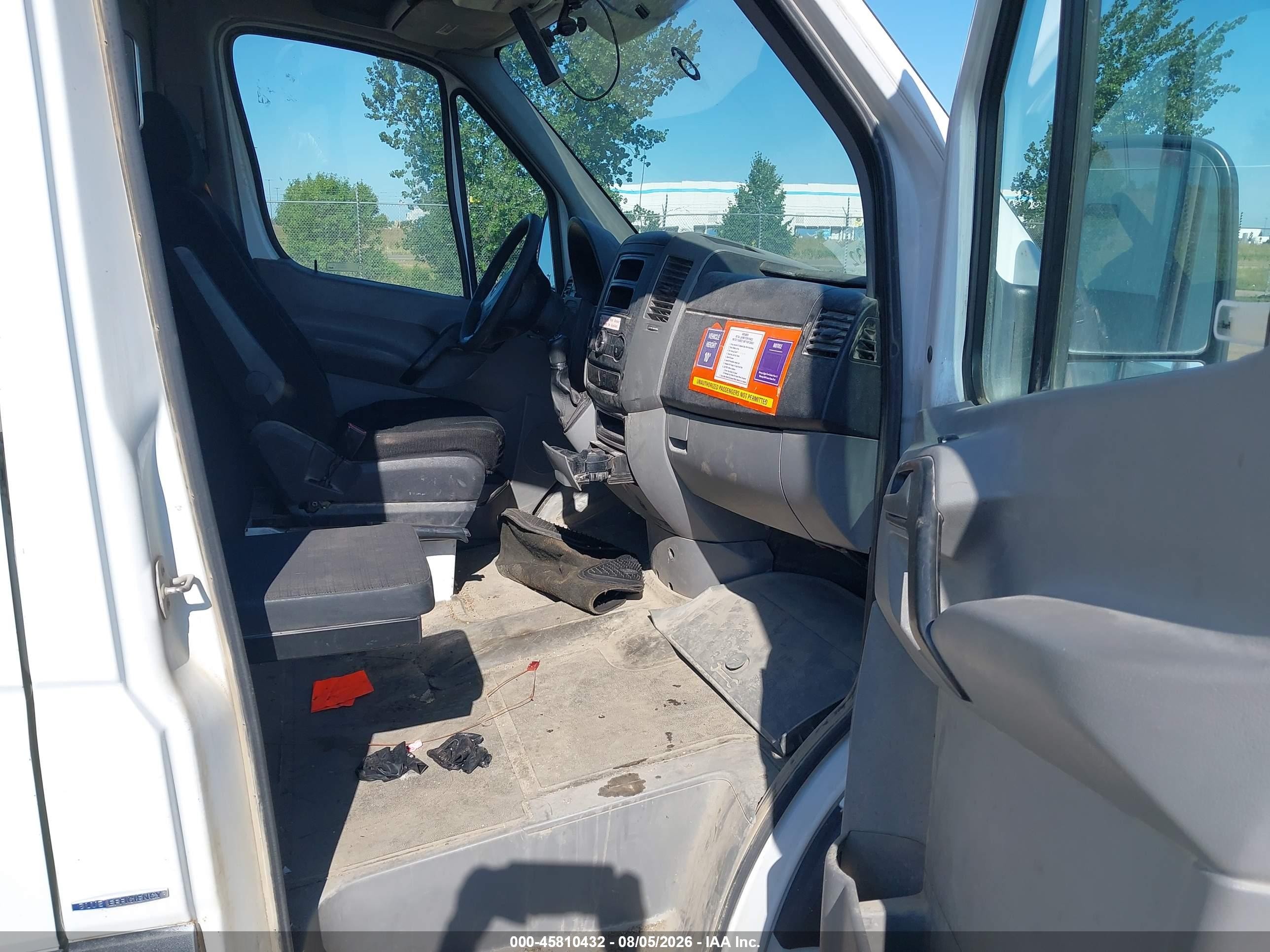 2014 Mercedes-benz Sprinter 2500 High Roof Белый vin: WD3PE8DE1E5899170