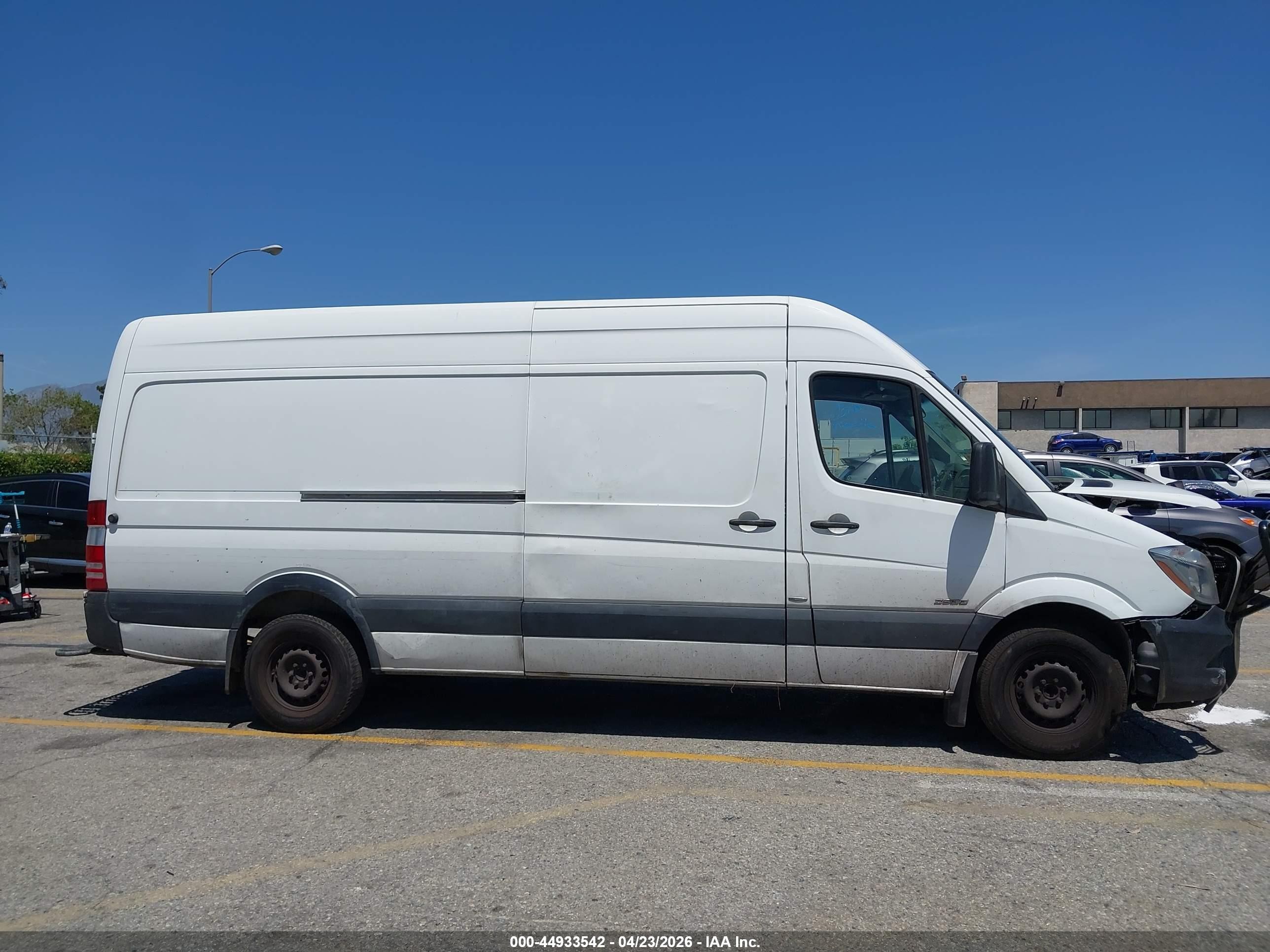 2014 Mercedes-benz Sprinter 2500 High Roof Белый vin: WD3PE8DE2E5902240