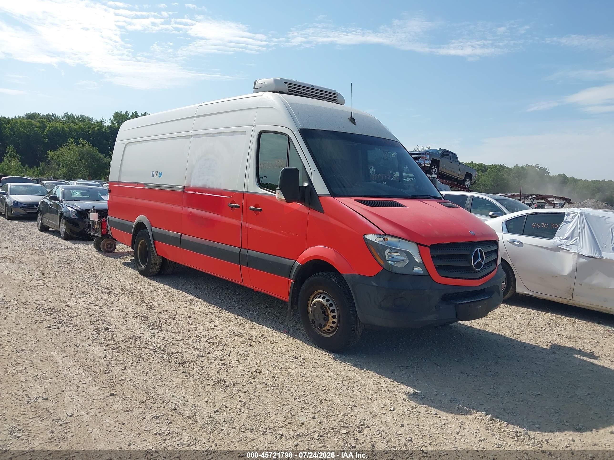 2015 Mercedes-benz Sprinter 3500 High  Roof White vin: WD3PF1CC2FP138965