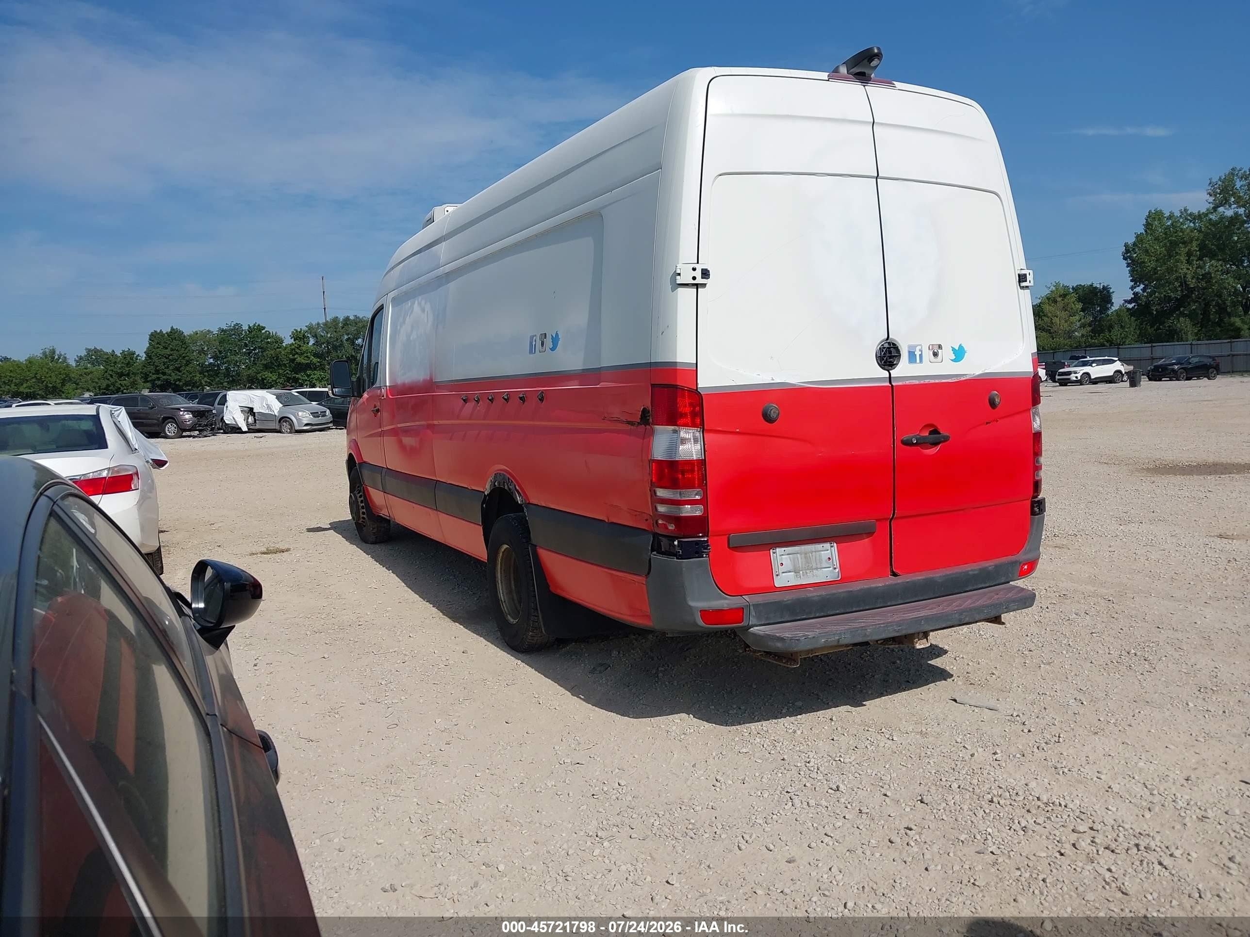 2015 Mercedes-benz Sprinter 3500 High  Roof White vin: WD3PF1CC2FP138965