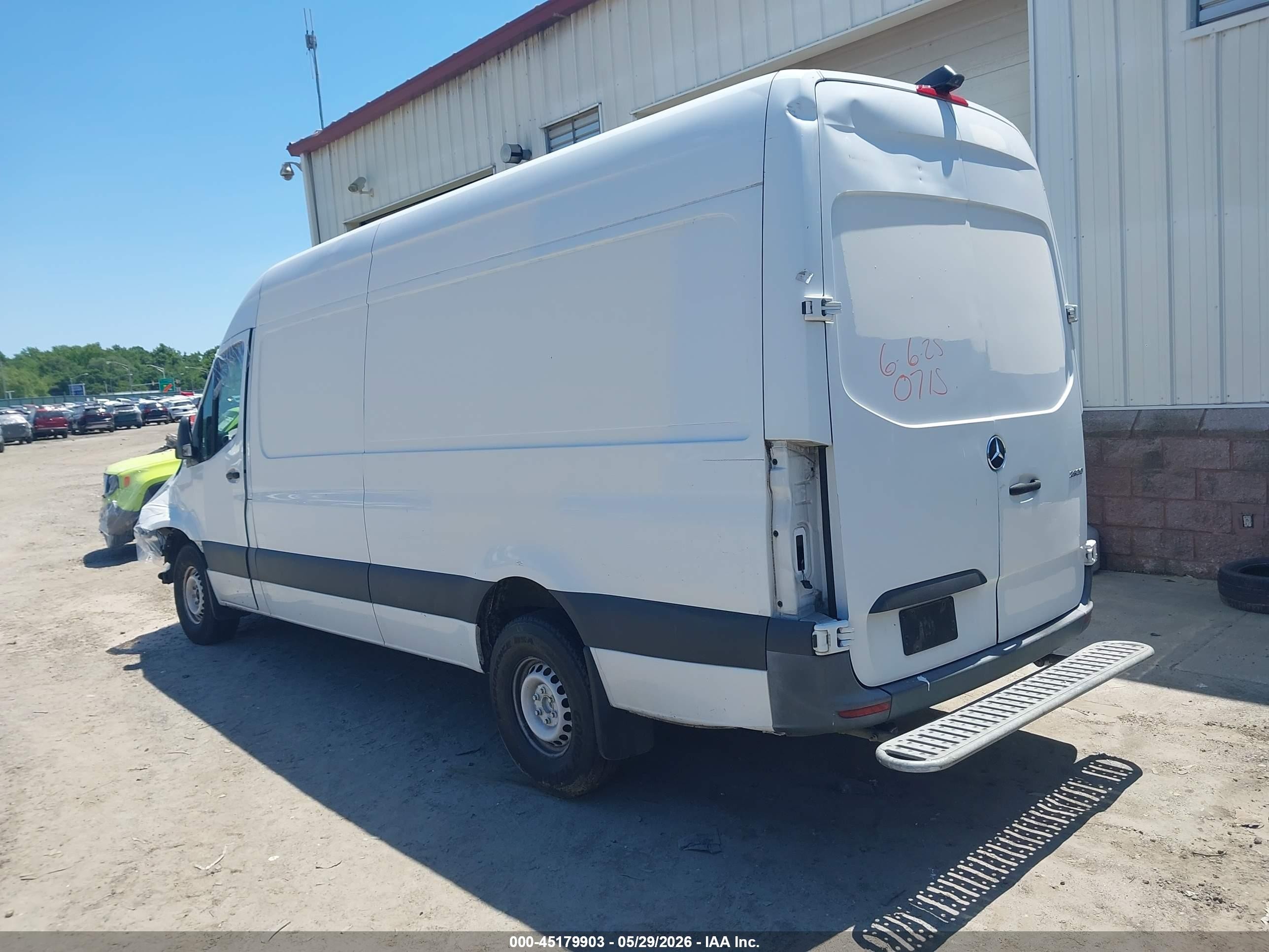 2019 Mercedes-benz Sprinter 2500 High Roof V6 White vin: WD3PF1CD3KP100714