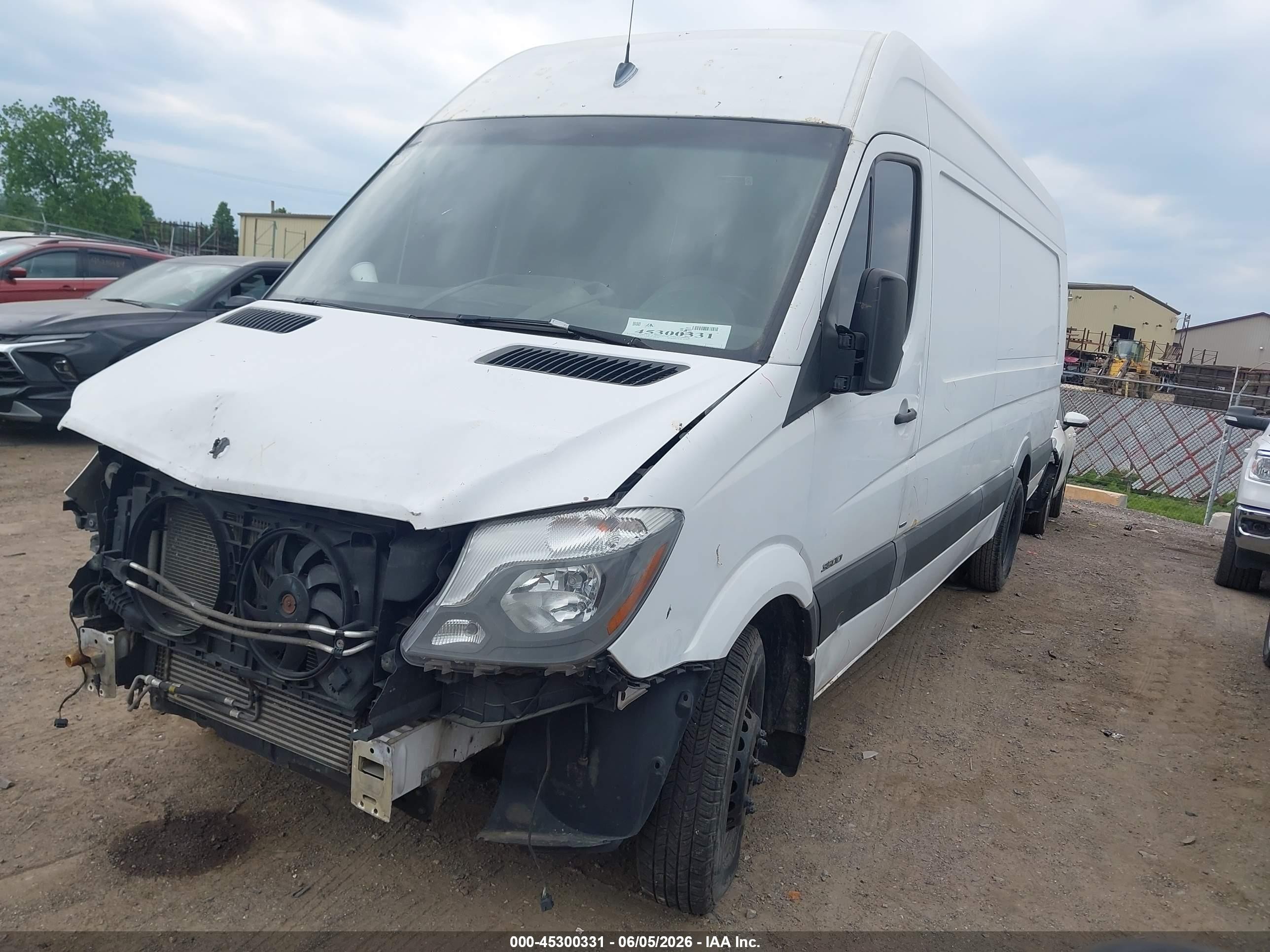 2015 Mercedes-benz Sprinter 3500 High  Roof White vin: WD3PF1DC1FP128815