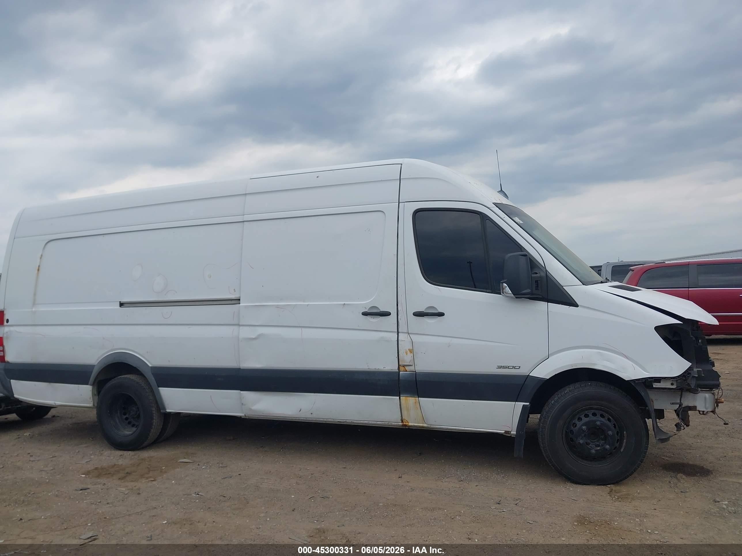 2015 Mercedes-benz Sprinter 3500 High  Roof White vin: WD3PF1DC1FP128815