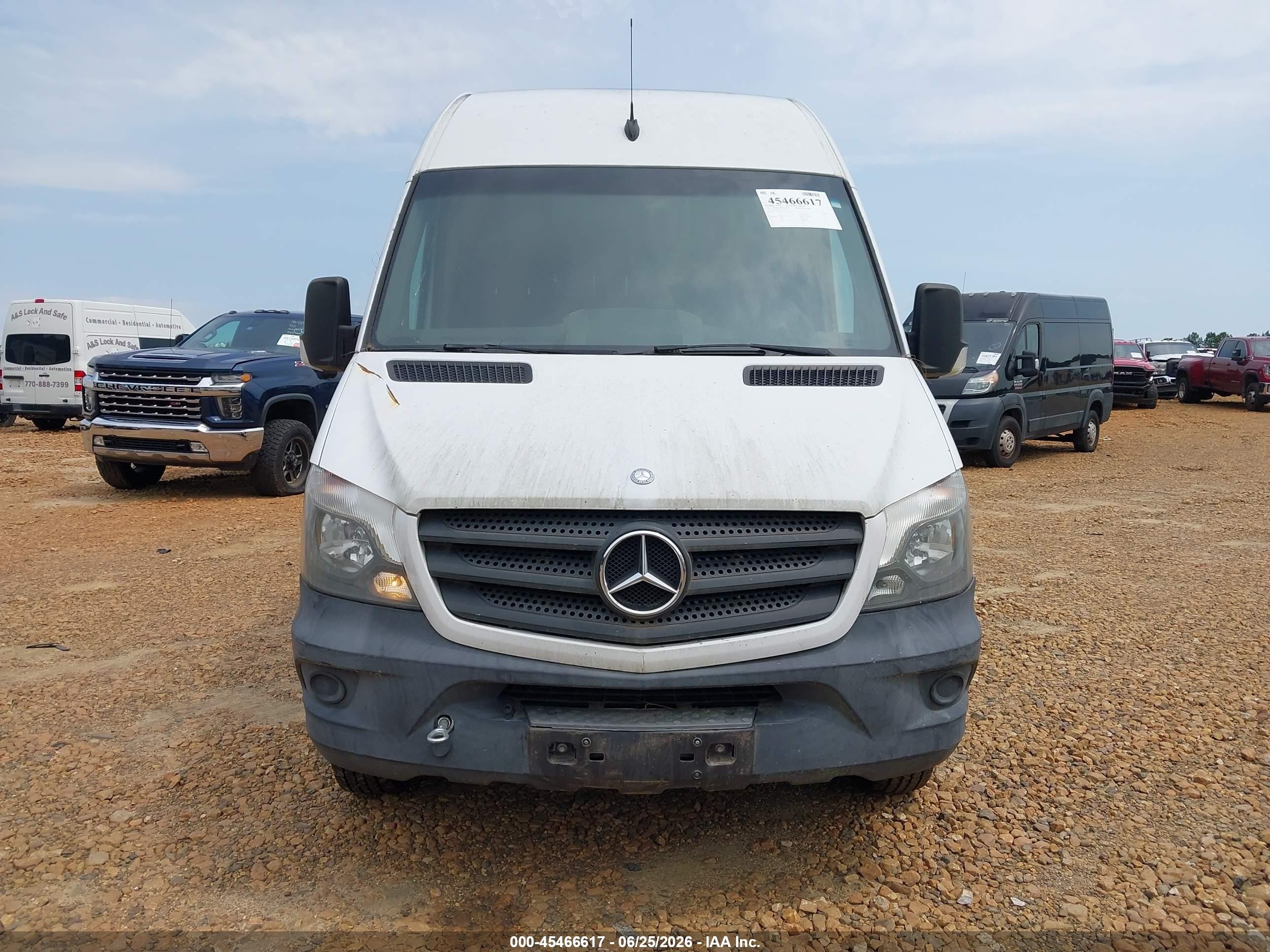 2015 Mercedes-benz Sprinter 3500 High  Roof White vin: WD3PF1DC7F5964804