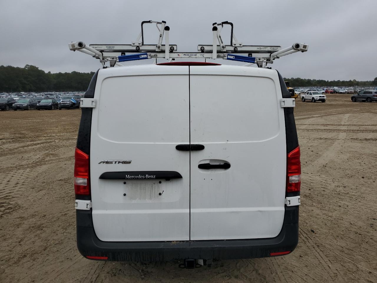 2018 Mercedes-benz Metris White vin: WD3PG2EA2J3450833
