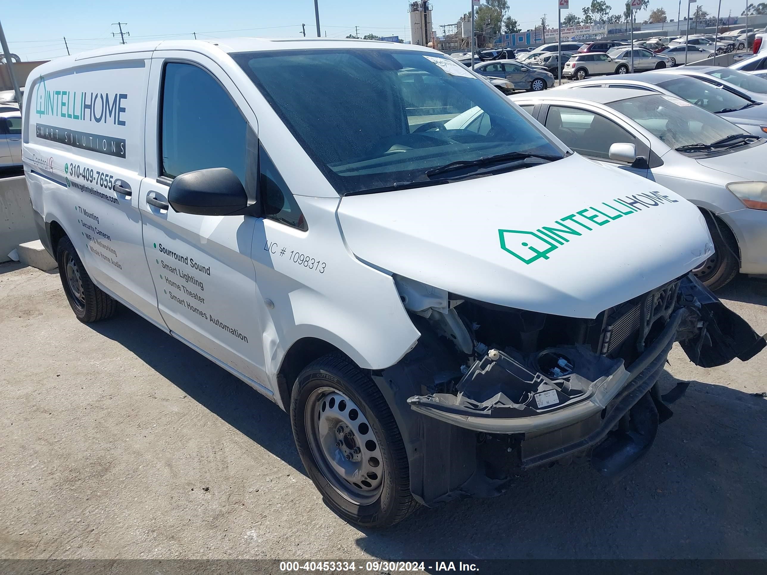 2017 Mercedes-benz Metris   White vin: WD3PG2EA3H3252899