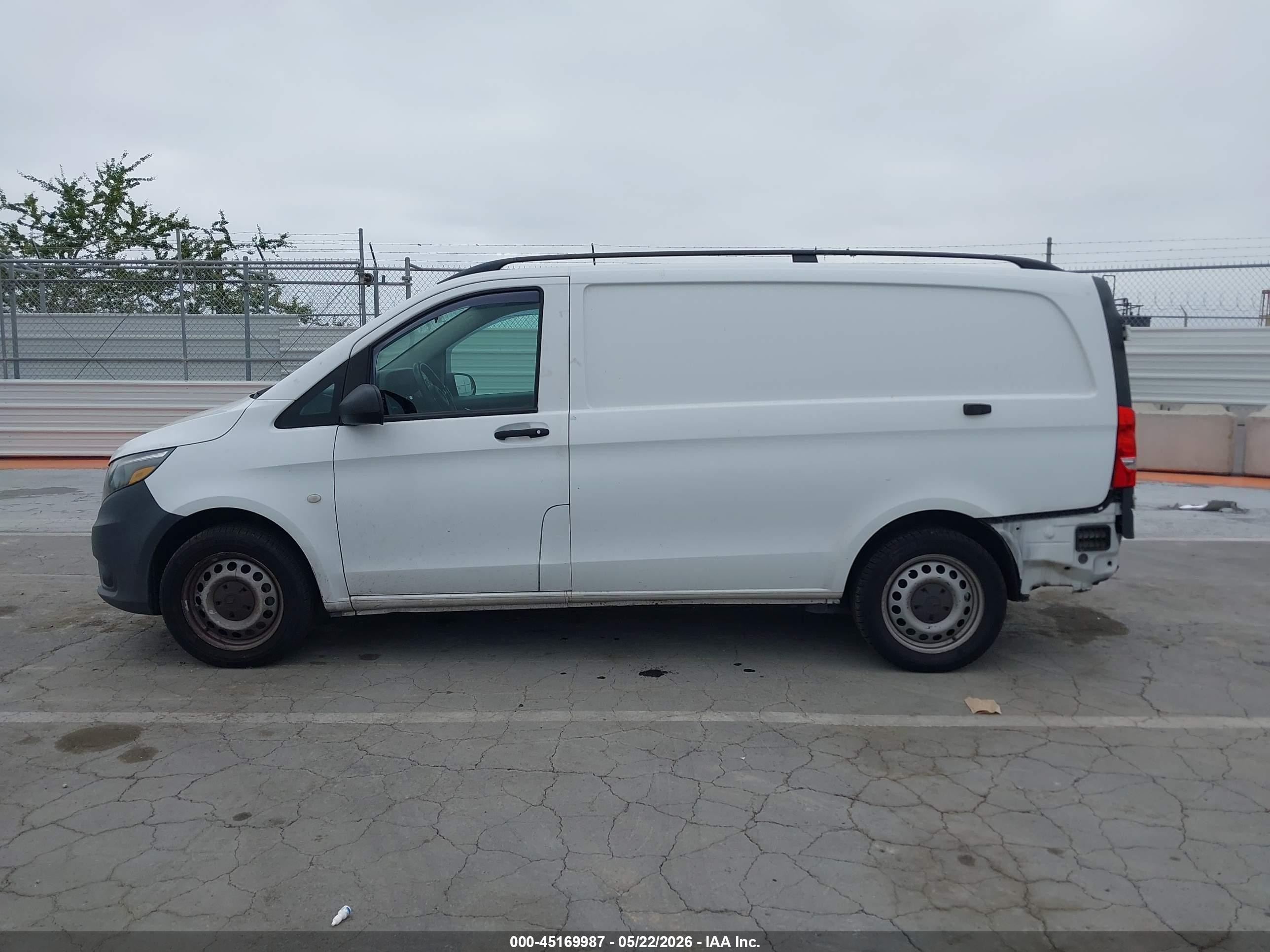 2016 Mercedes-benz Metris   White vin: WD3PG2EA5G3100198