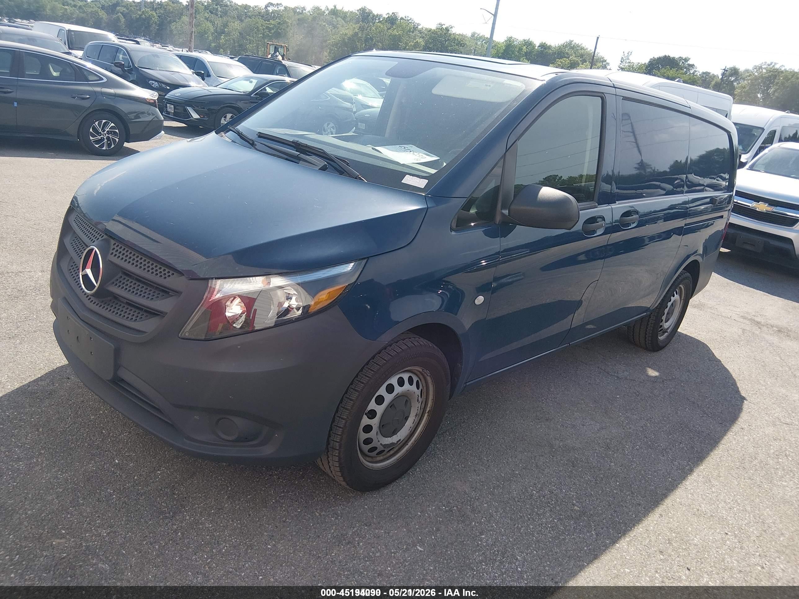 2018 Mercedes-benz Metris   Blue vin: WD3PG2EAXJ3478847
