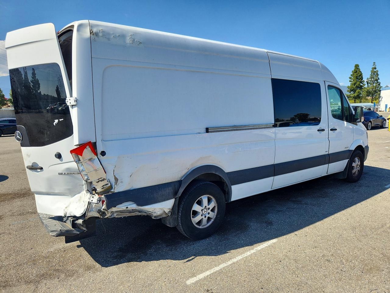 2014 Mercedes-benz Sprinter 2500 White vin: WD4PE8CC9E5859124