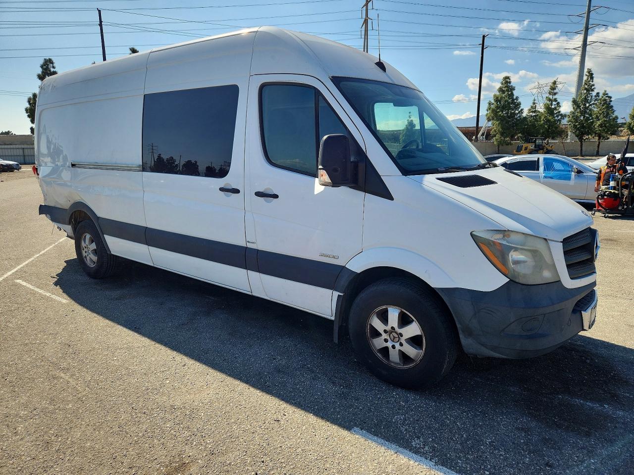 2014 Mercedes-benz Sprinter 2500 White vin: WD4PE8CC9E5859124