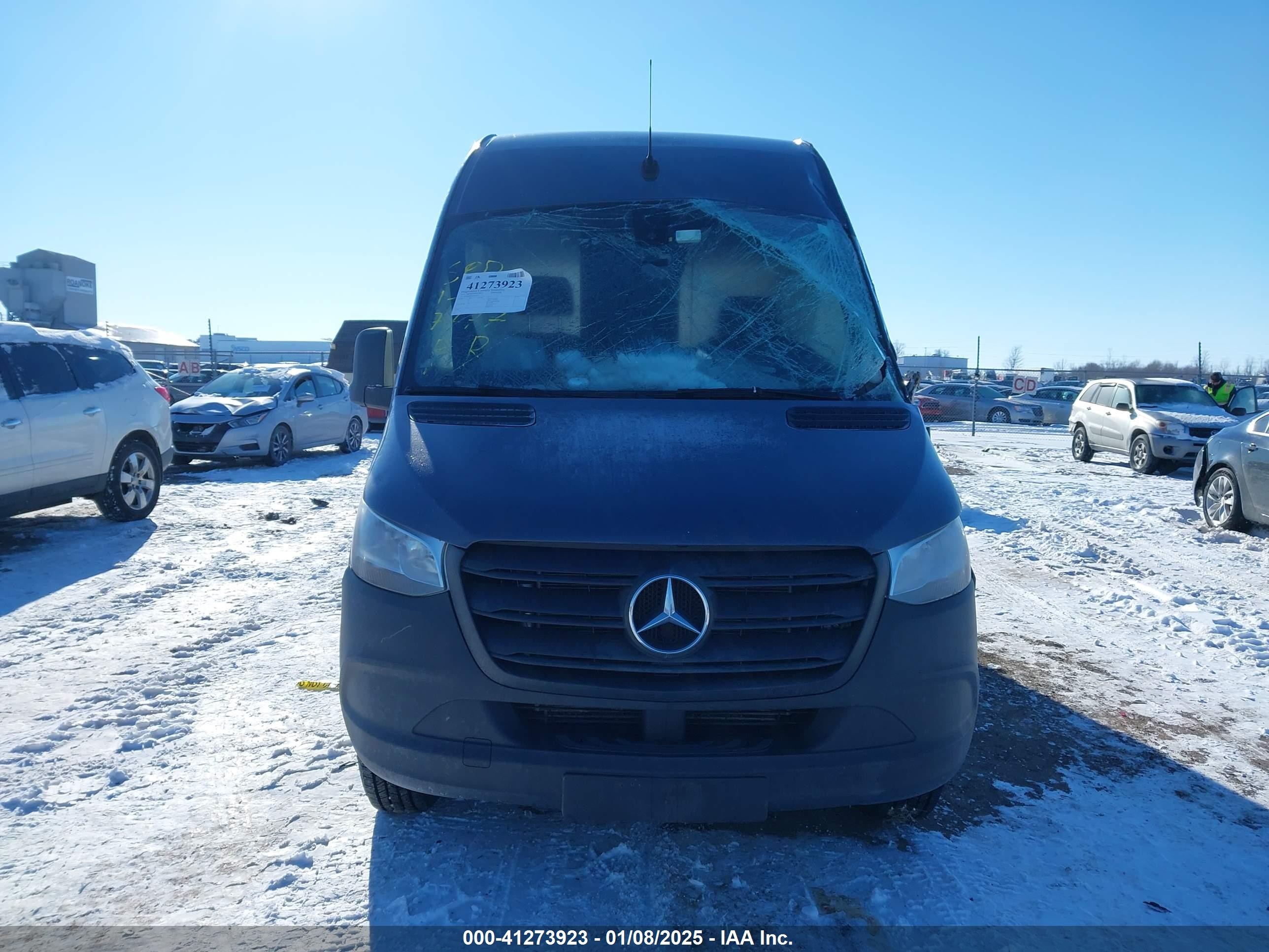 2019 Mercedes-benz Sprinter 2500 High Roof V6/standard Roof V6 Blue vin: WD4PF0CD5KP047777