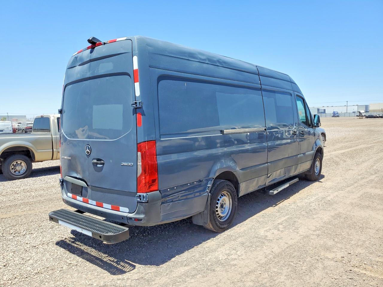 2019 Mercedes-benz Sprinter 2500 Зеленый vin: WD4PF1CD6KP139602