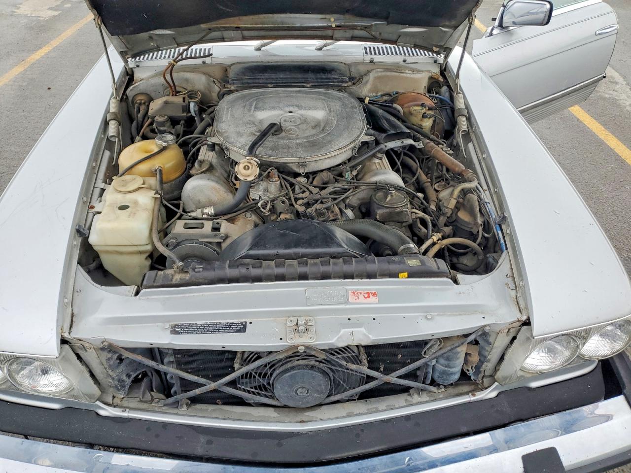 1980 Mercedes Benz 450 Slc Серебряный vin: WDB10702412030884