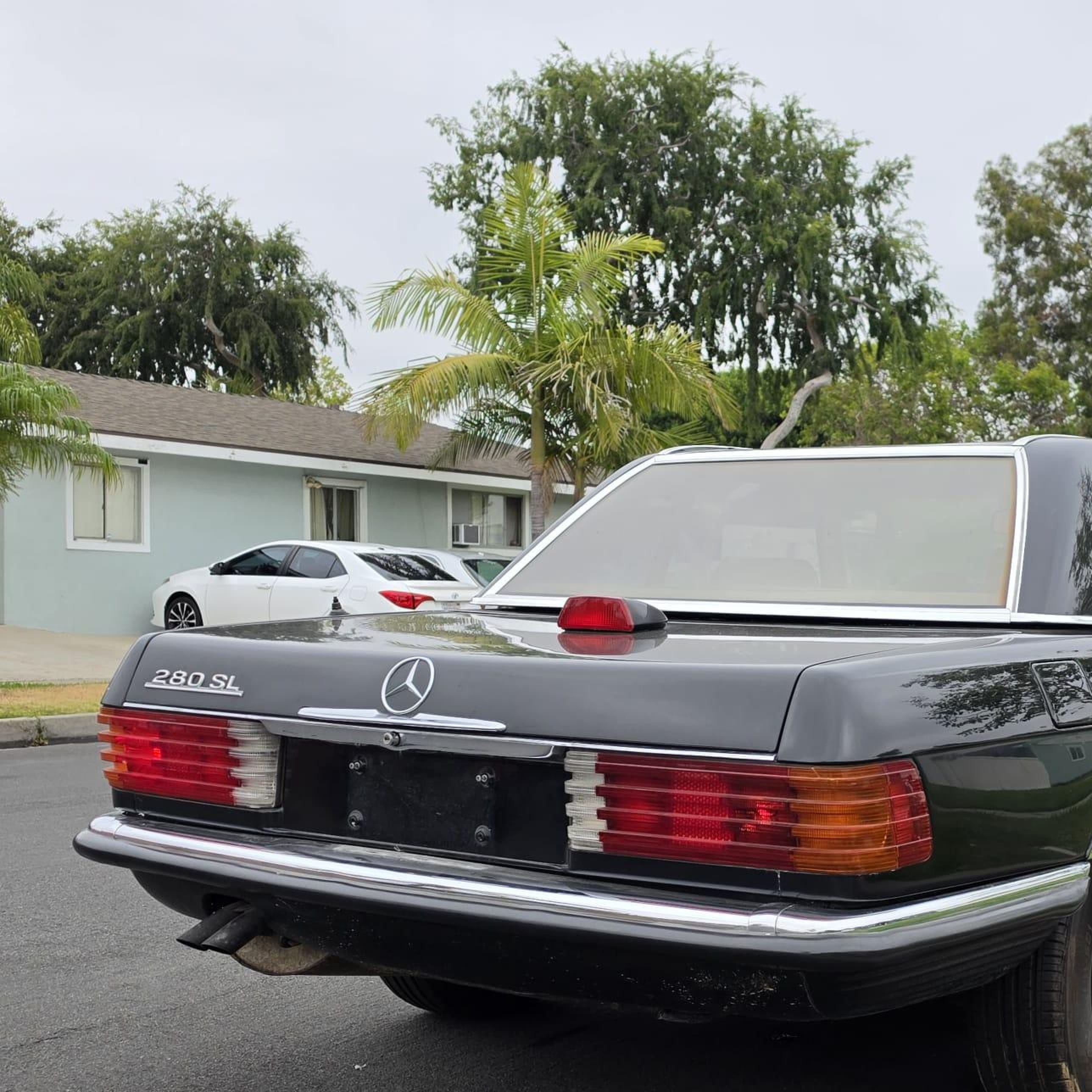 1981 Mercedes-benz 280 Series   Черный vin: WDB10704212007957