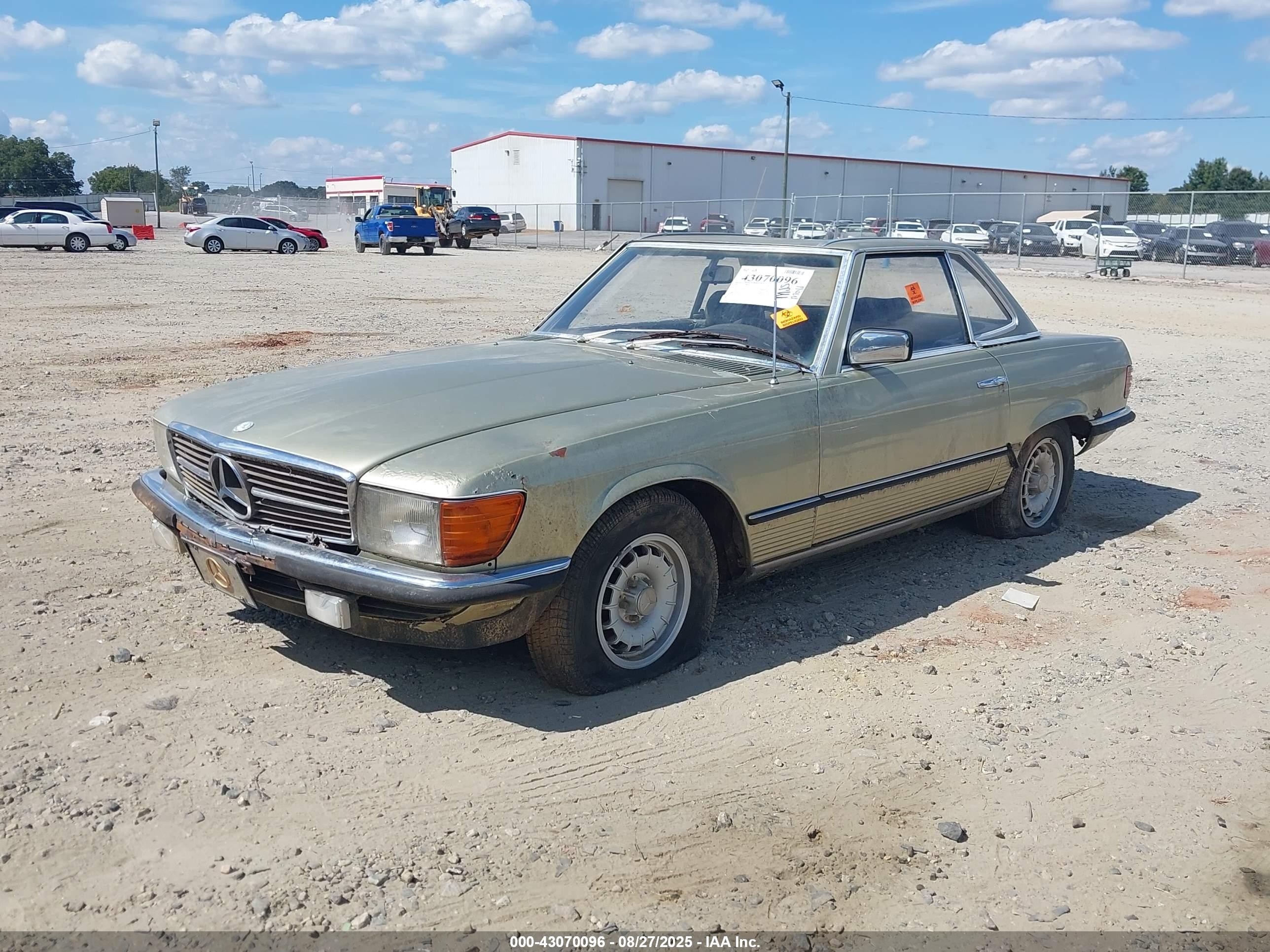 1980 Mercedes-benz 280 Series Champagne vin: WDB10704212008417