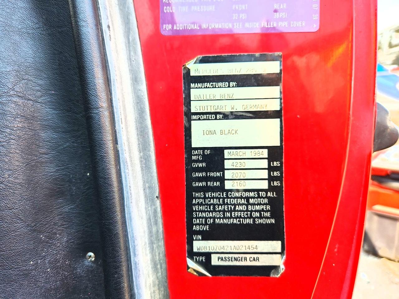1984 Mercedes-benz 280 Red vin: WDB1070421A021454
