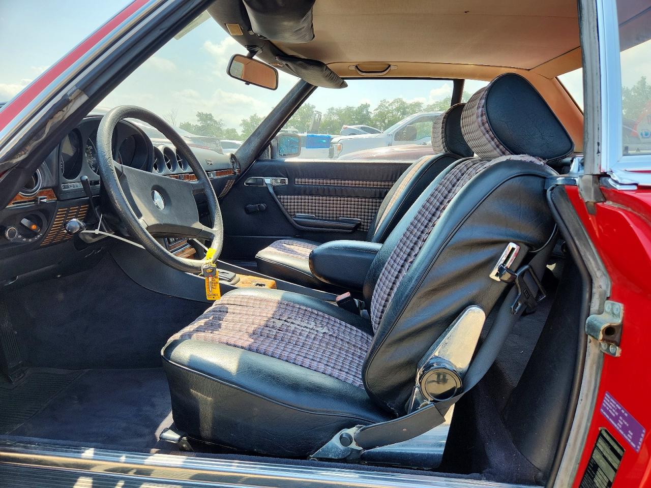 1984 Mercedes-benz 280 Red vin: WDB1070421A021454