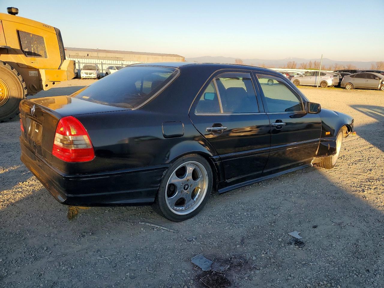 1999 Mercedes-benz C 230 Black vin: WDB2020221F233046