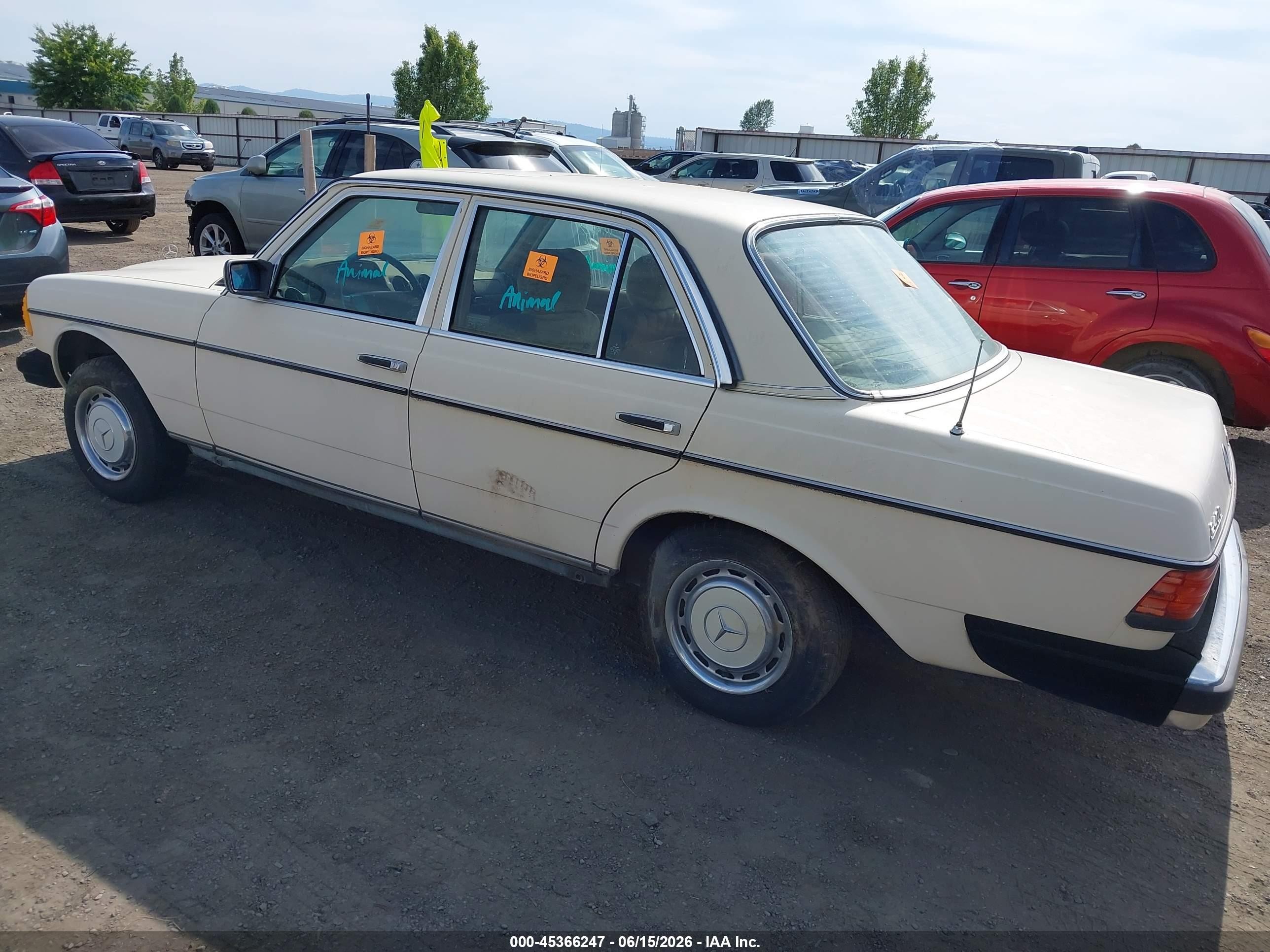 1983 Mercedes-benz 240 D Beige vin: WDBAB23A0DB390329
