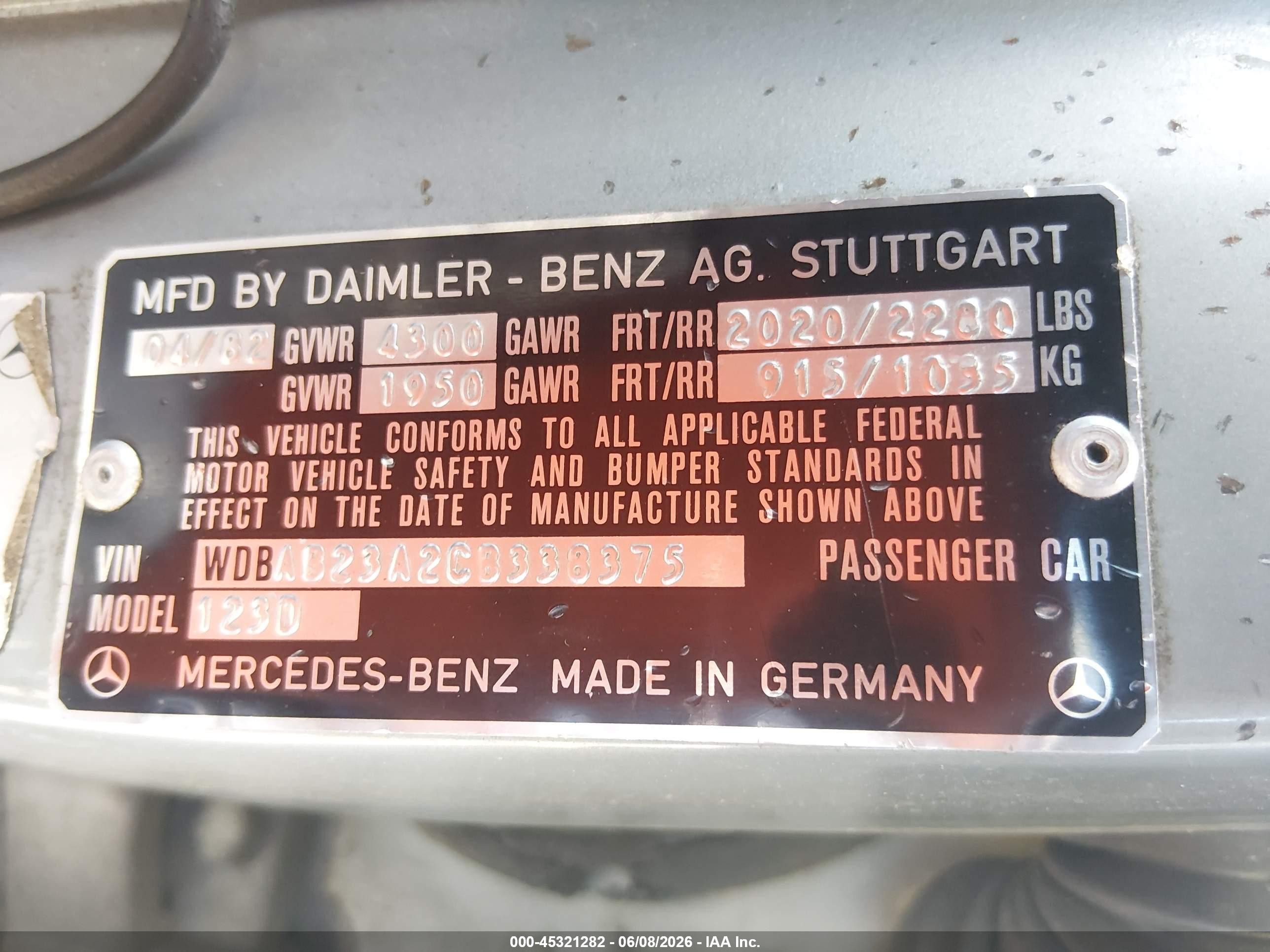 1982 Mercedes-benz 240 D Серый vin: WDBAB23A2CB338375