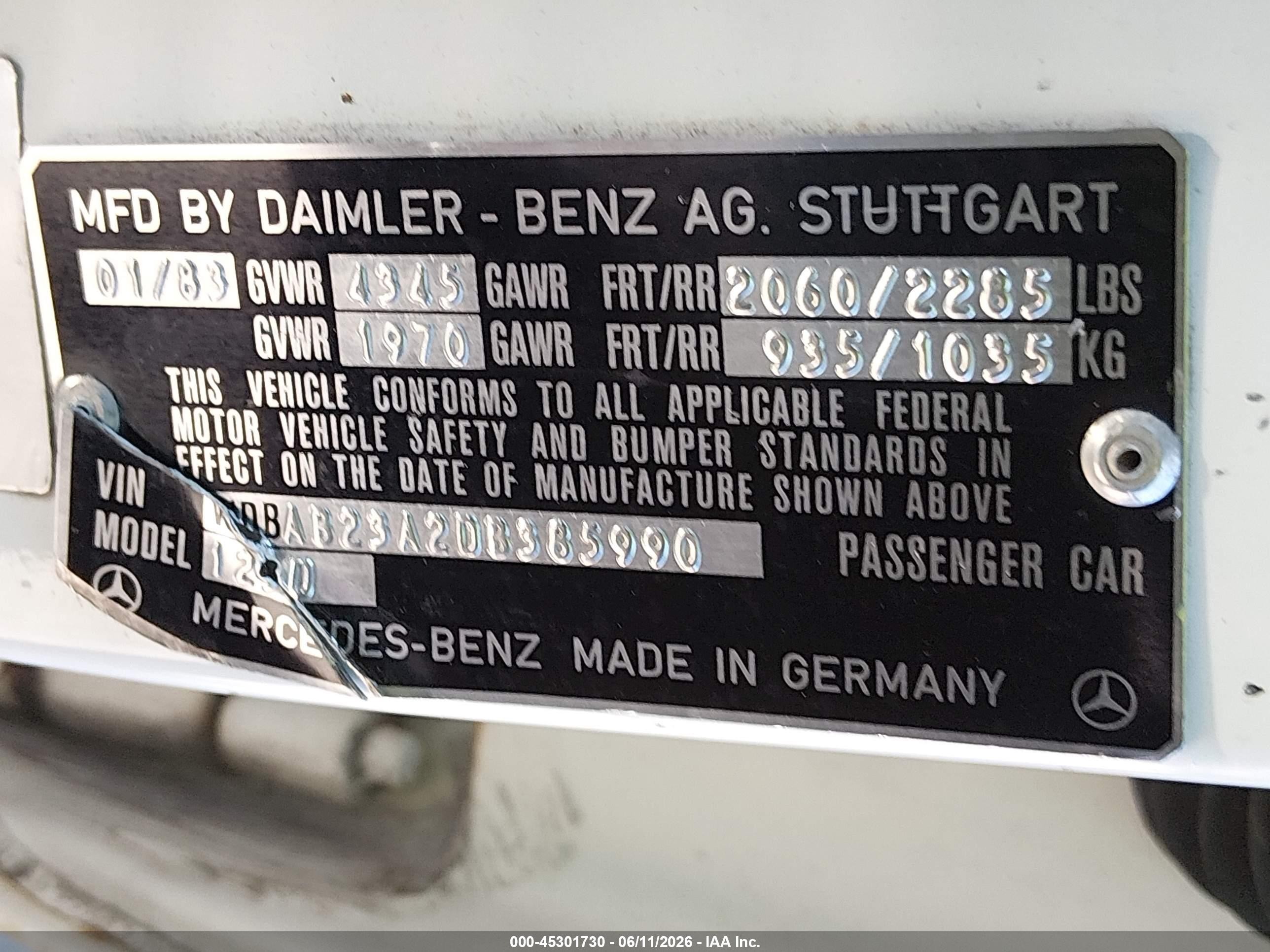 1983 Mercedes-benz 240 D White vin: WDBAB23A2DB385990