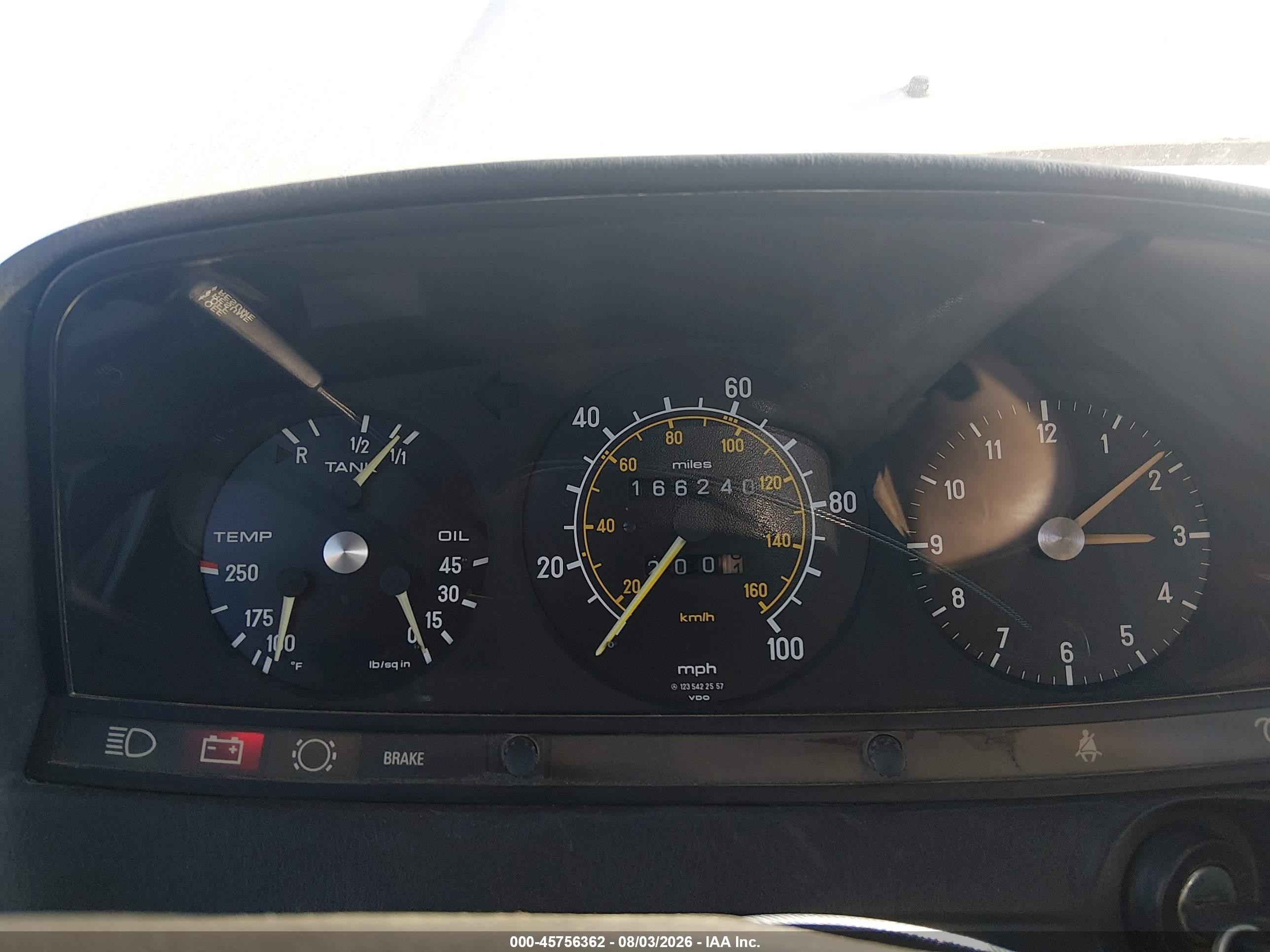 1983 Mercedes-benz 240 D White vin: WDBAB23A9DB407032
