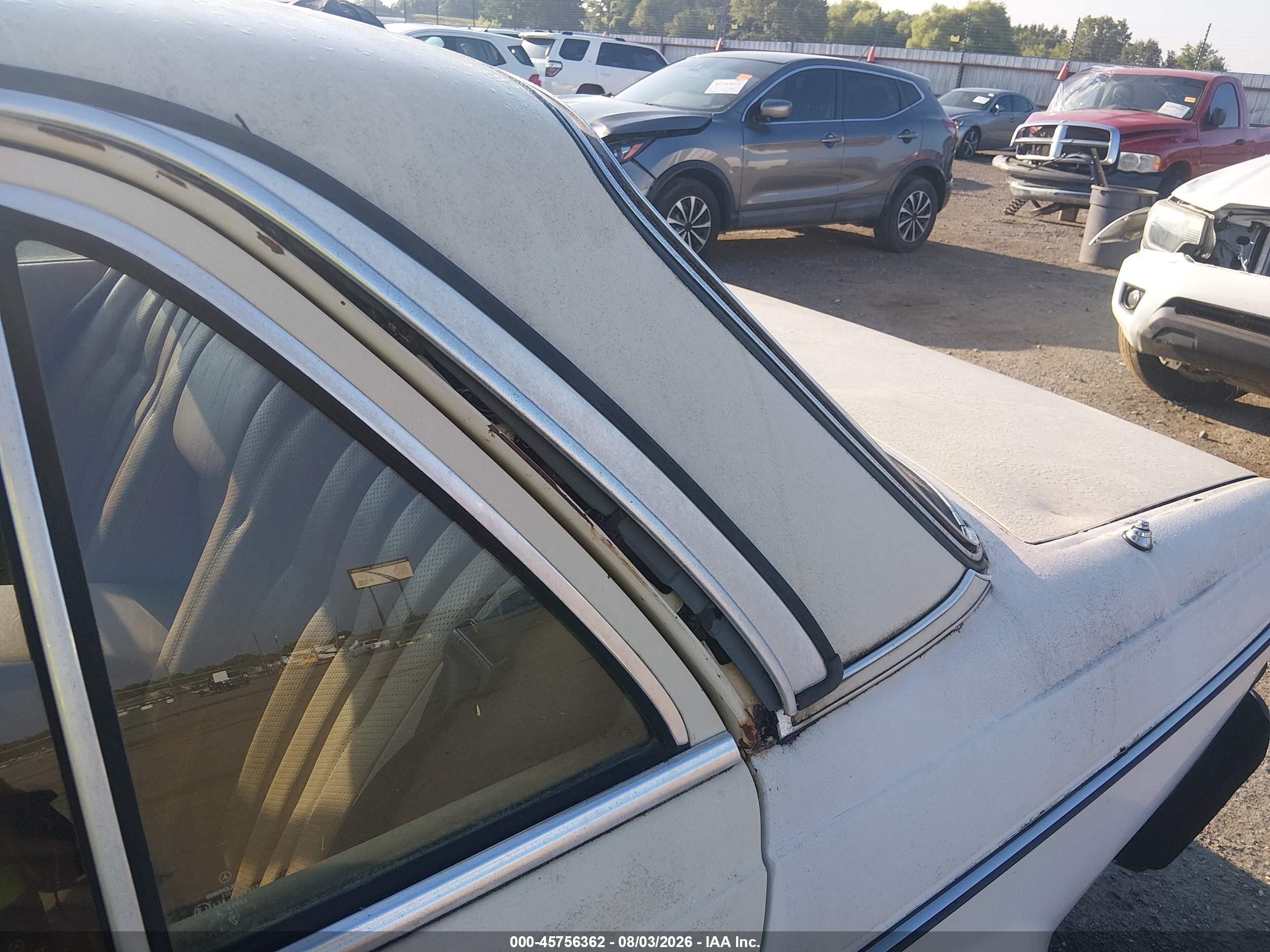 1983 Mercedes-benz 240 D White vin: WDBAB23A9DB407032