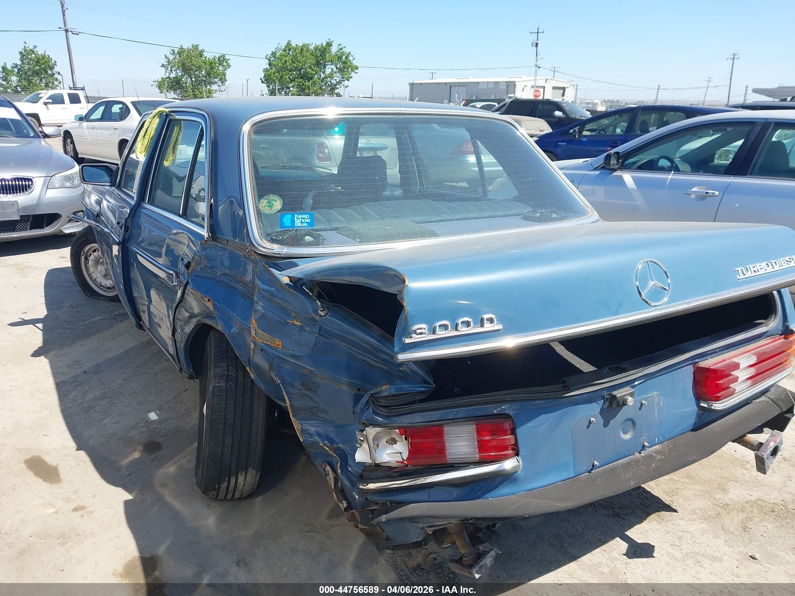 1982 Mercedes-benz 300 Dt Blue vin: WDBAB33A1CB013125