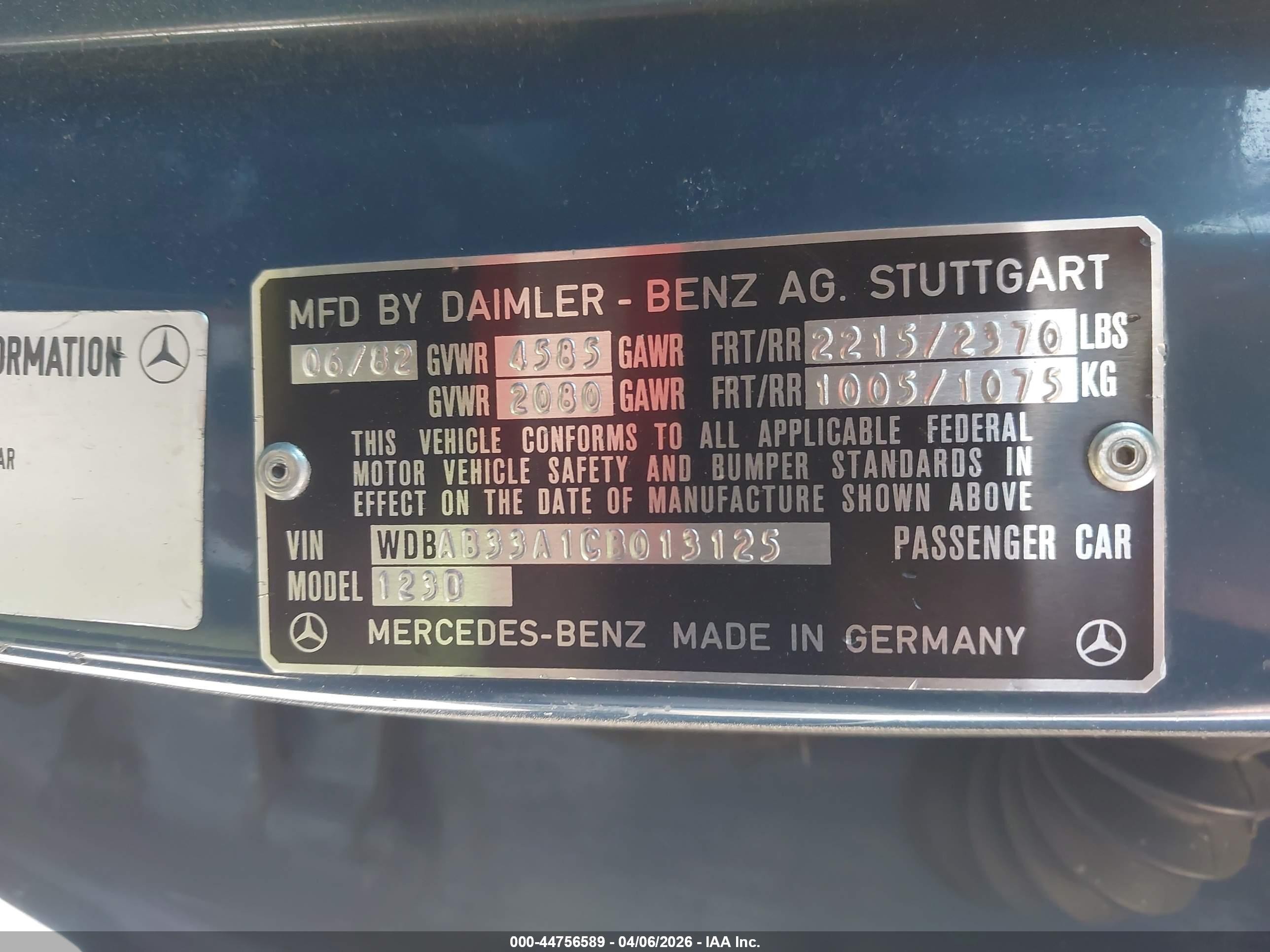 1982 Mercedes-benz 300 Dt Blue vin: WDBAB33A1CB013125